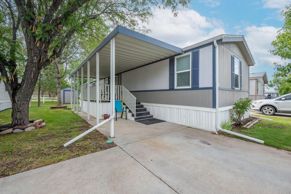 435 32 Road Property Photo 2