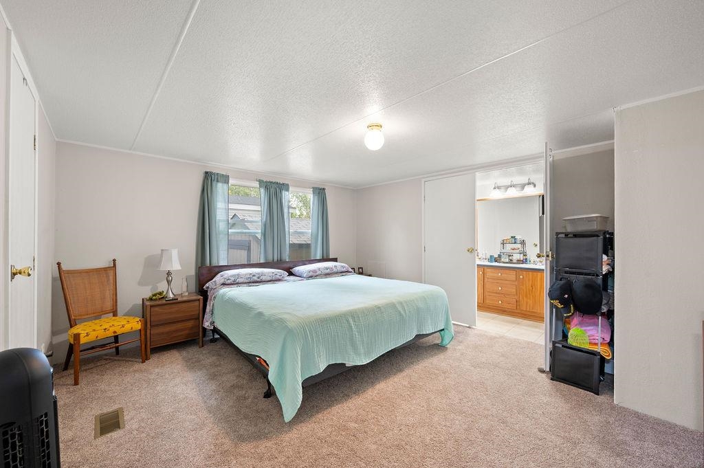 435 32 Road Property Photo 12