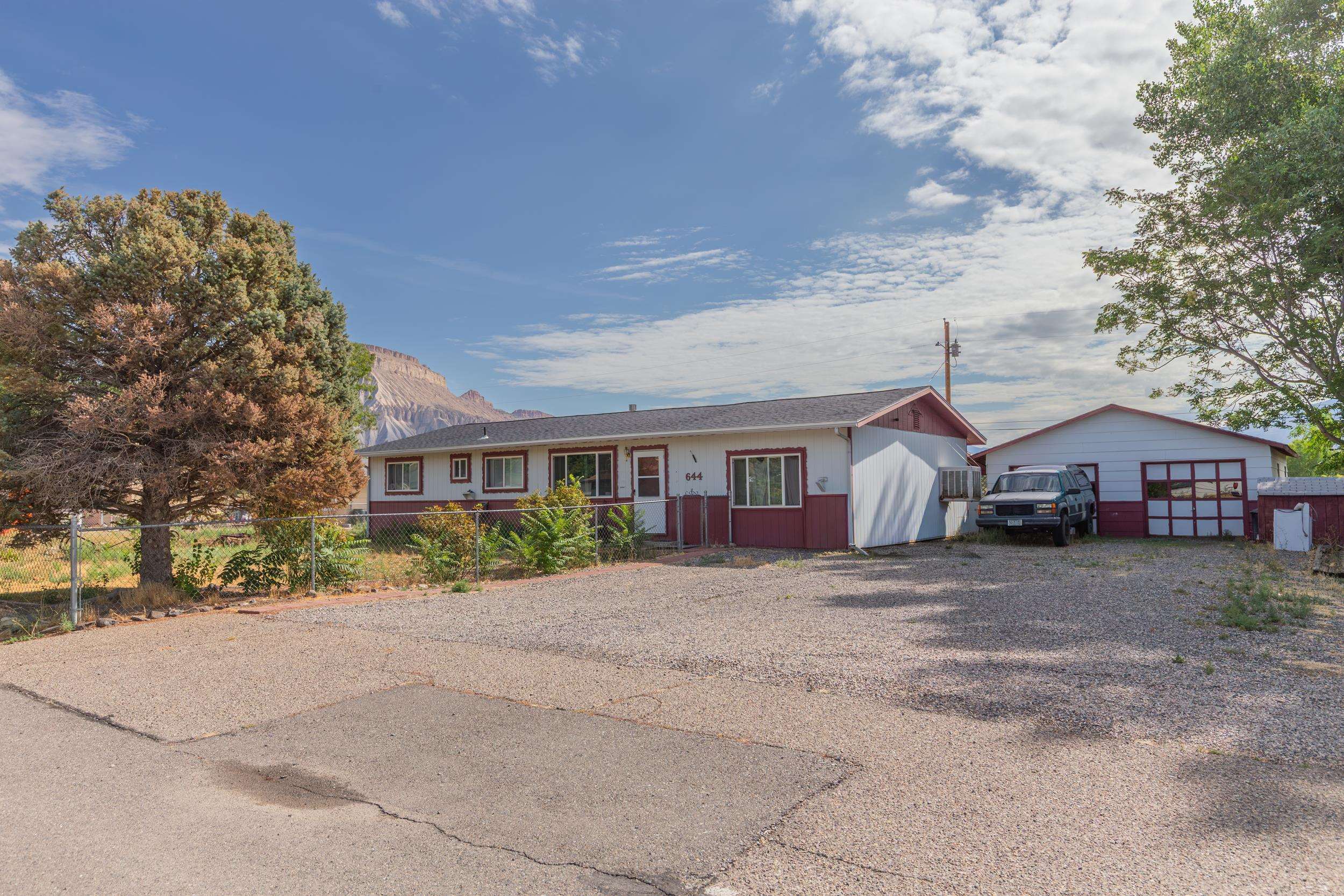 644 Highland Drive Property Photo 3