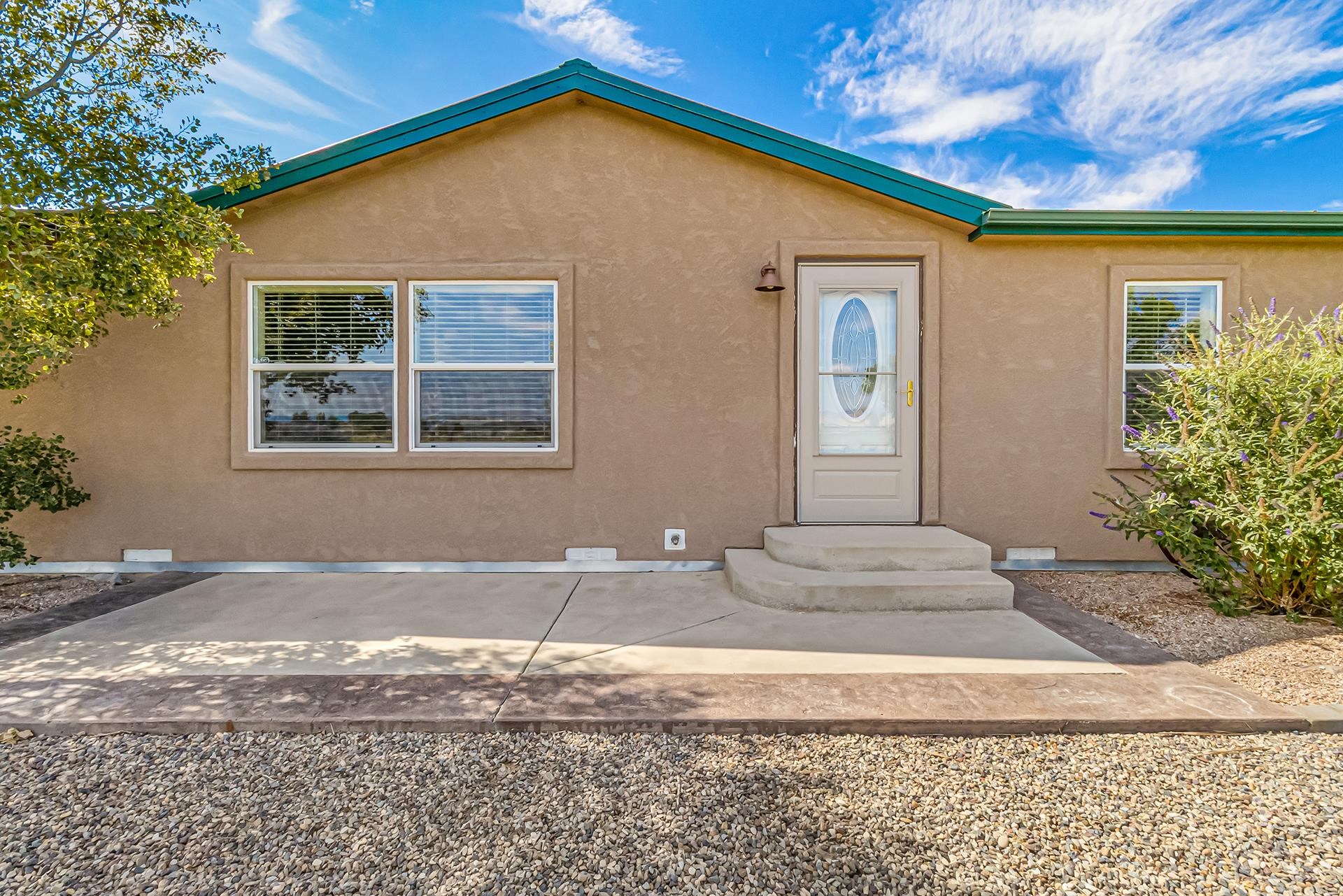 889 R Road Property Photo 2