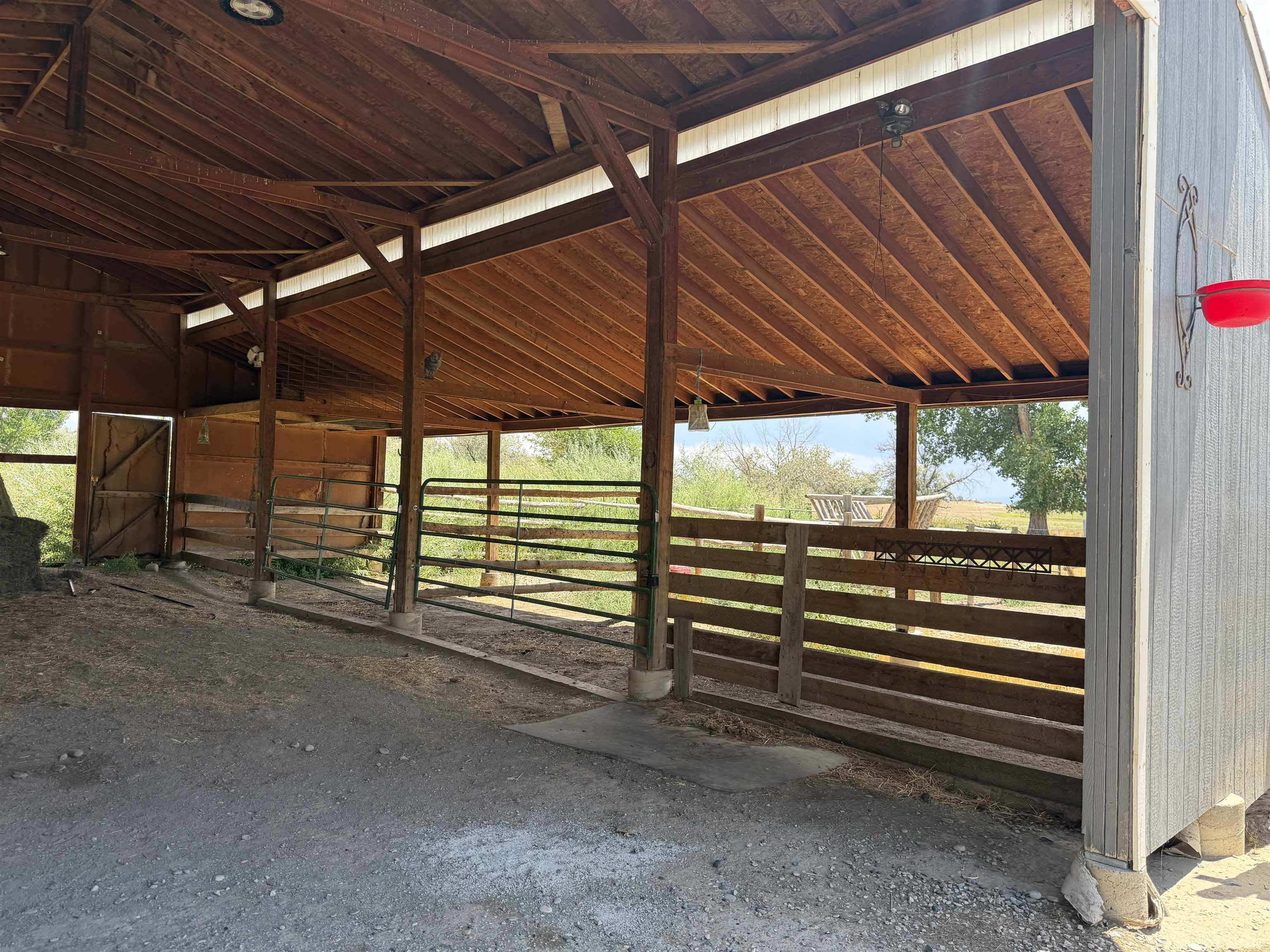 1668 18 Road Property Photo 13