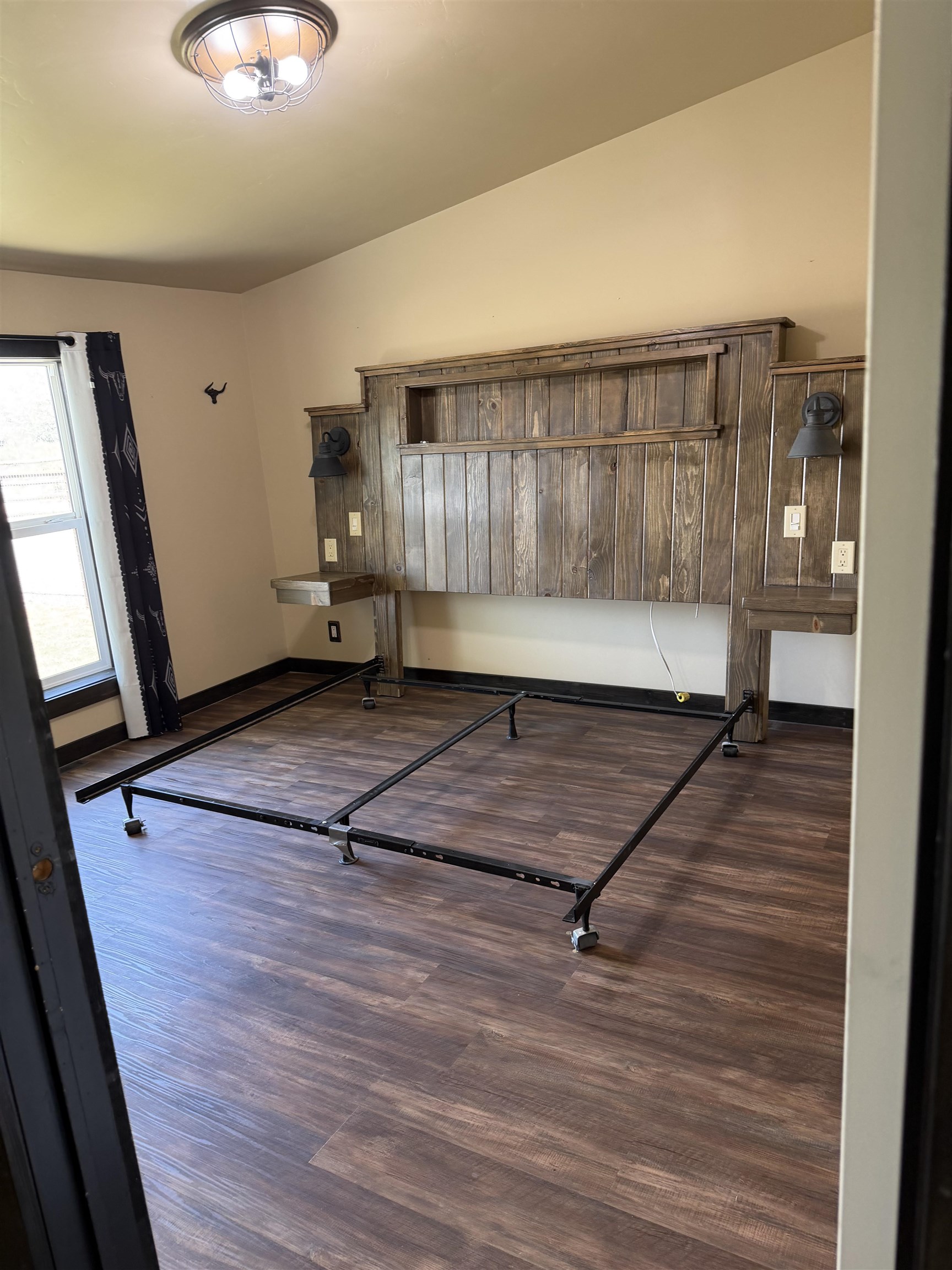 1668 18 Road Property Photo 25
