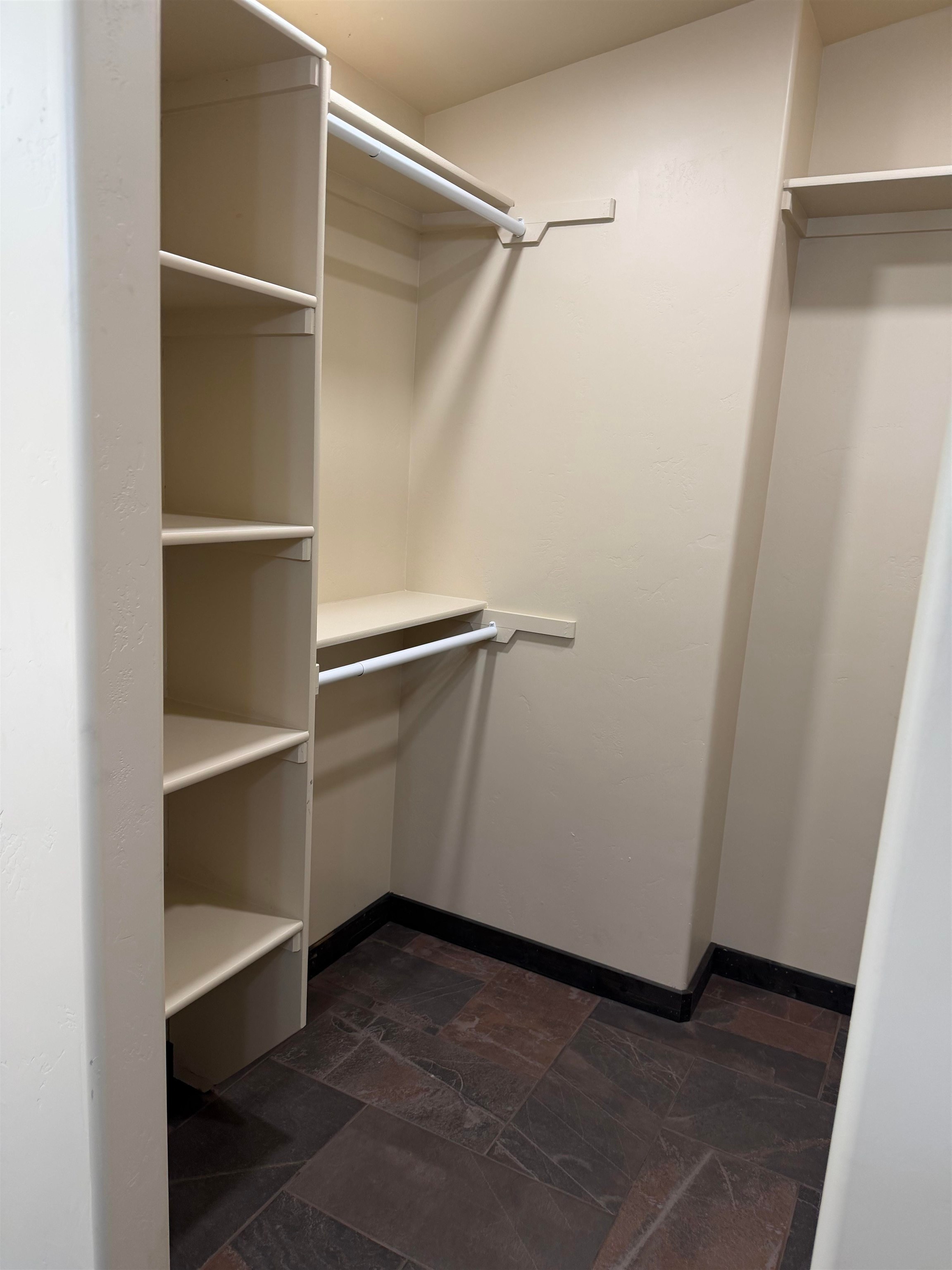 1668 18 Road Property Photo 32