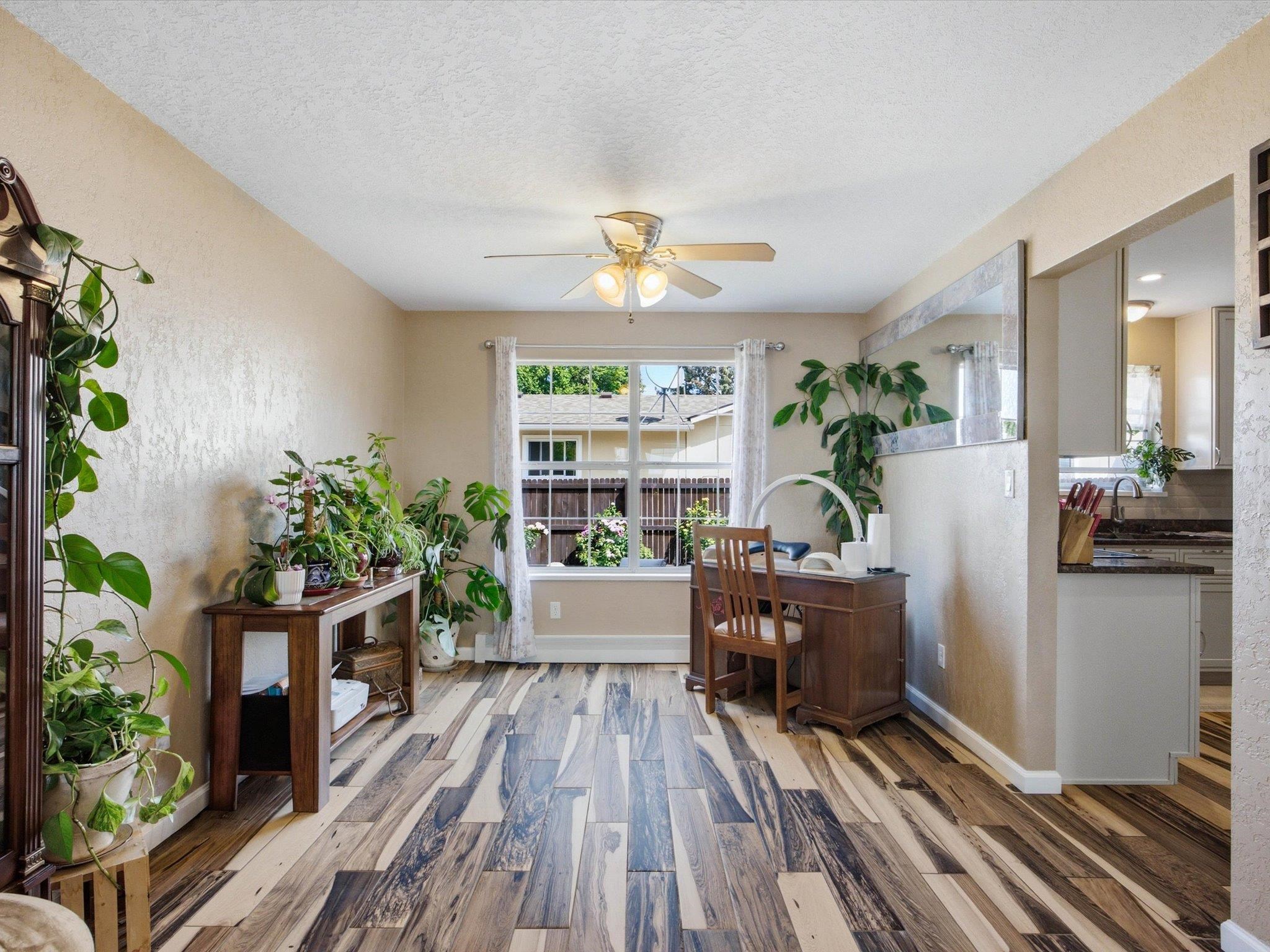 105 Sunset Drive Property Photo 12