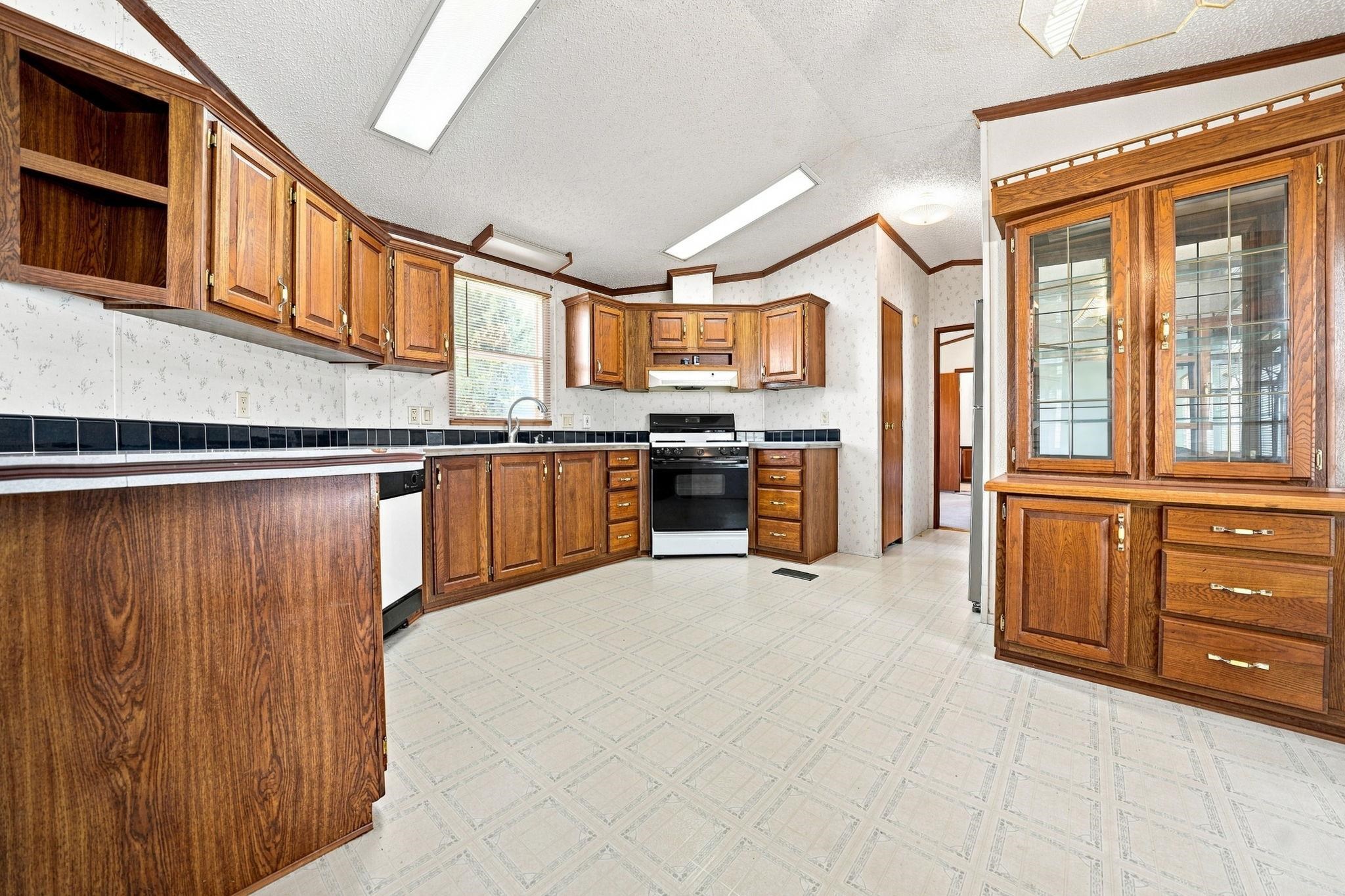 585 25 1/2 Road Property Photo 5