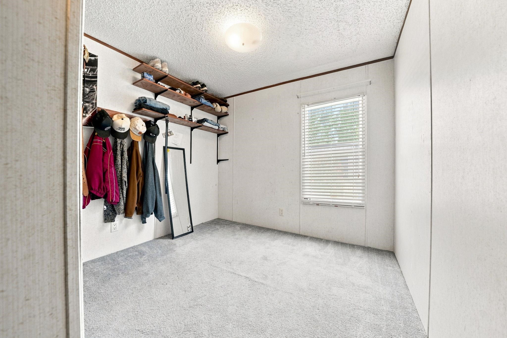 585 25 1/2 Road Property Photo 13
