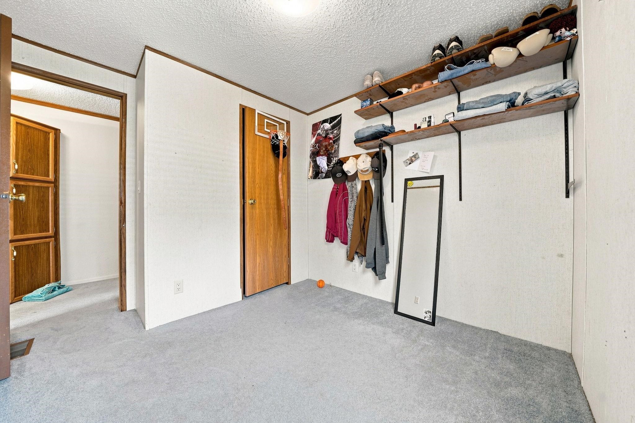585 25 1/2 Road Property Photo 14