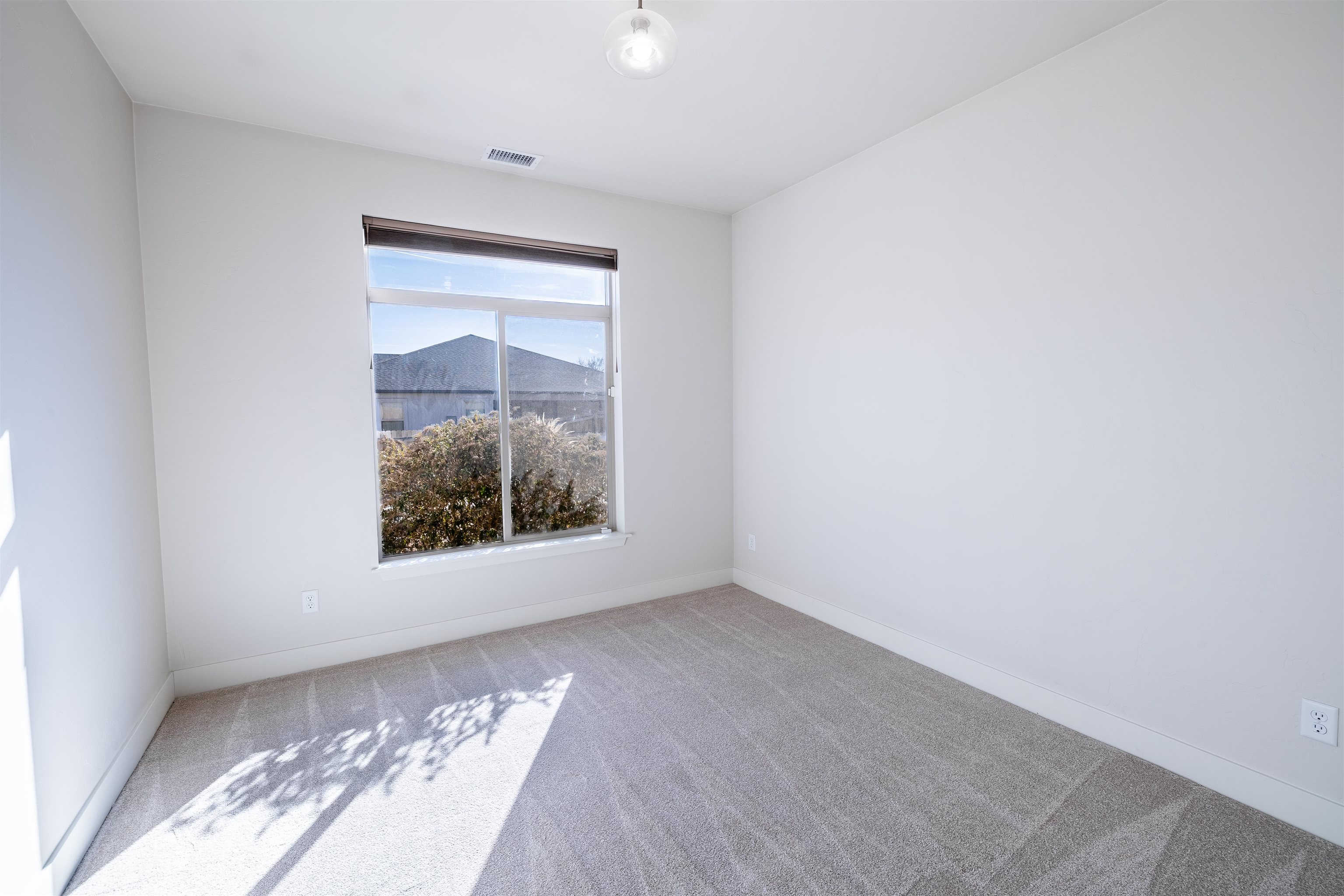688 Woodworth Court Property Photo 18