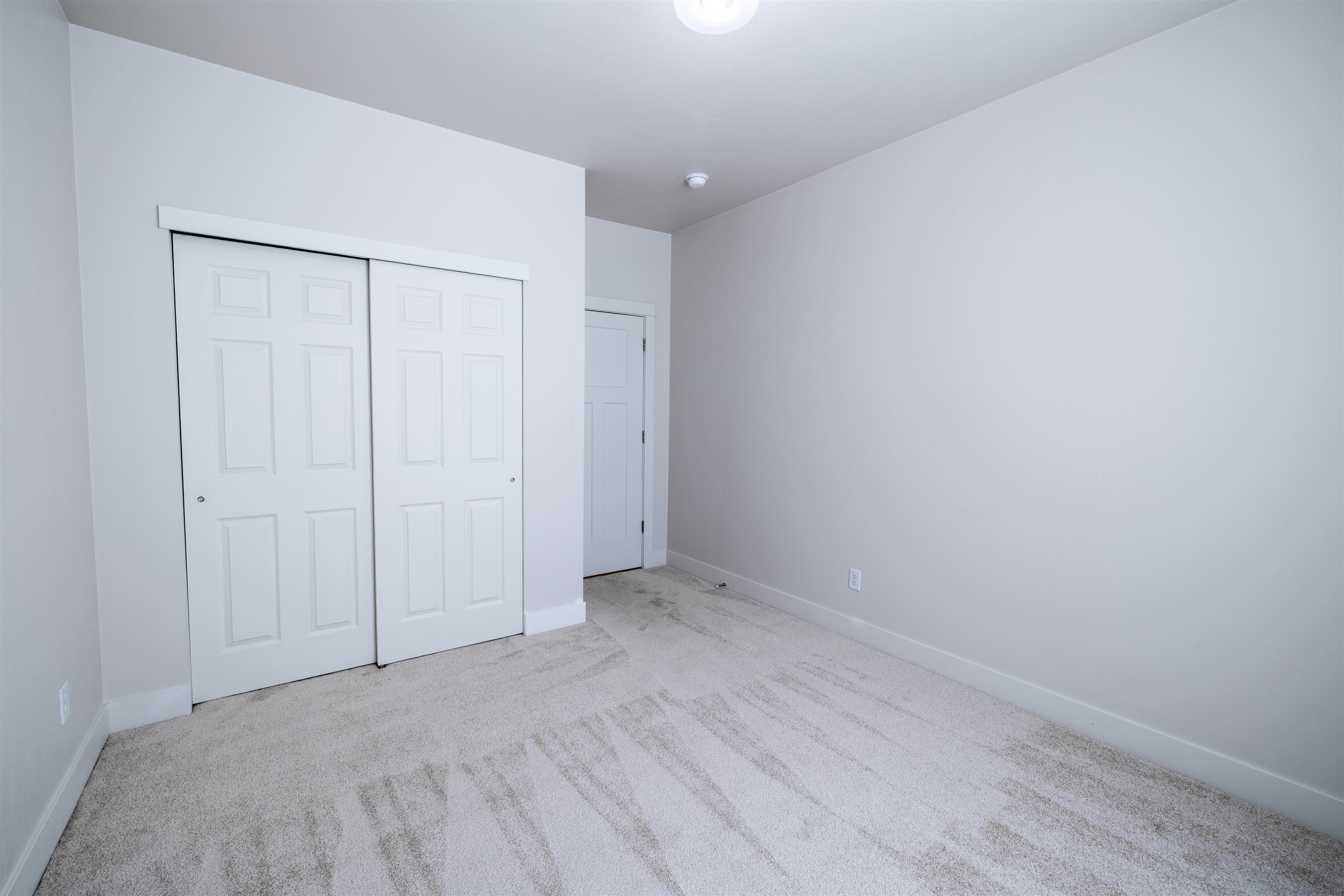 688 Woodworth Court Property Photo 19