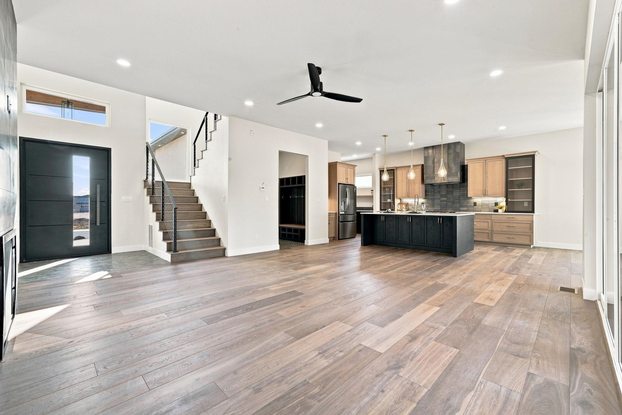 2043 Caleb Way Property Photo 28