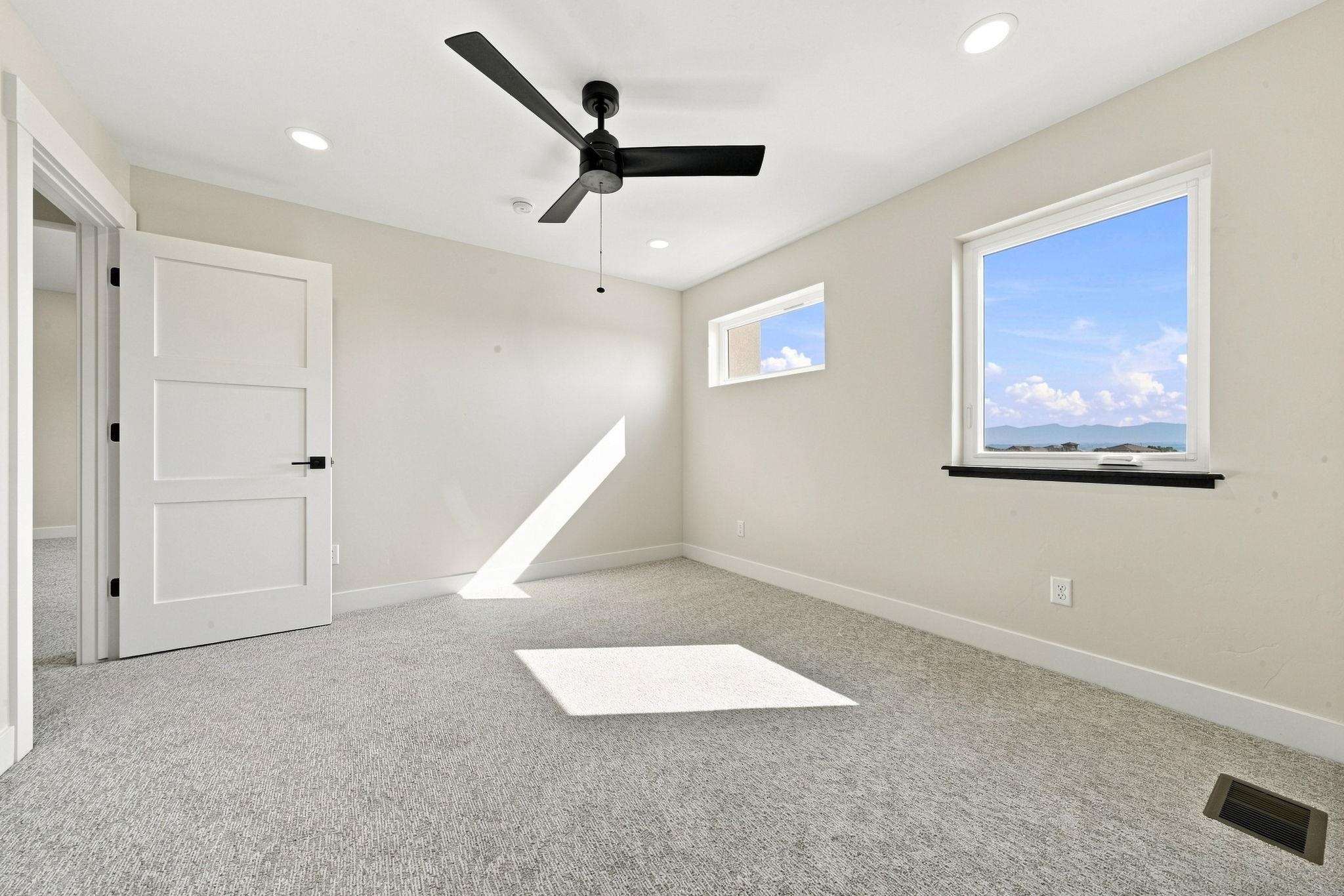 2043 Caleb Way Property Photo 36