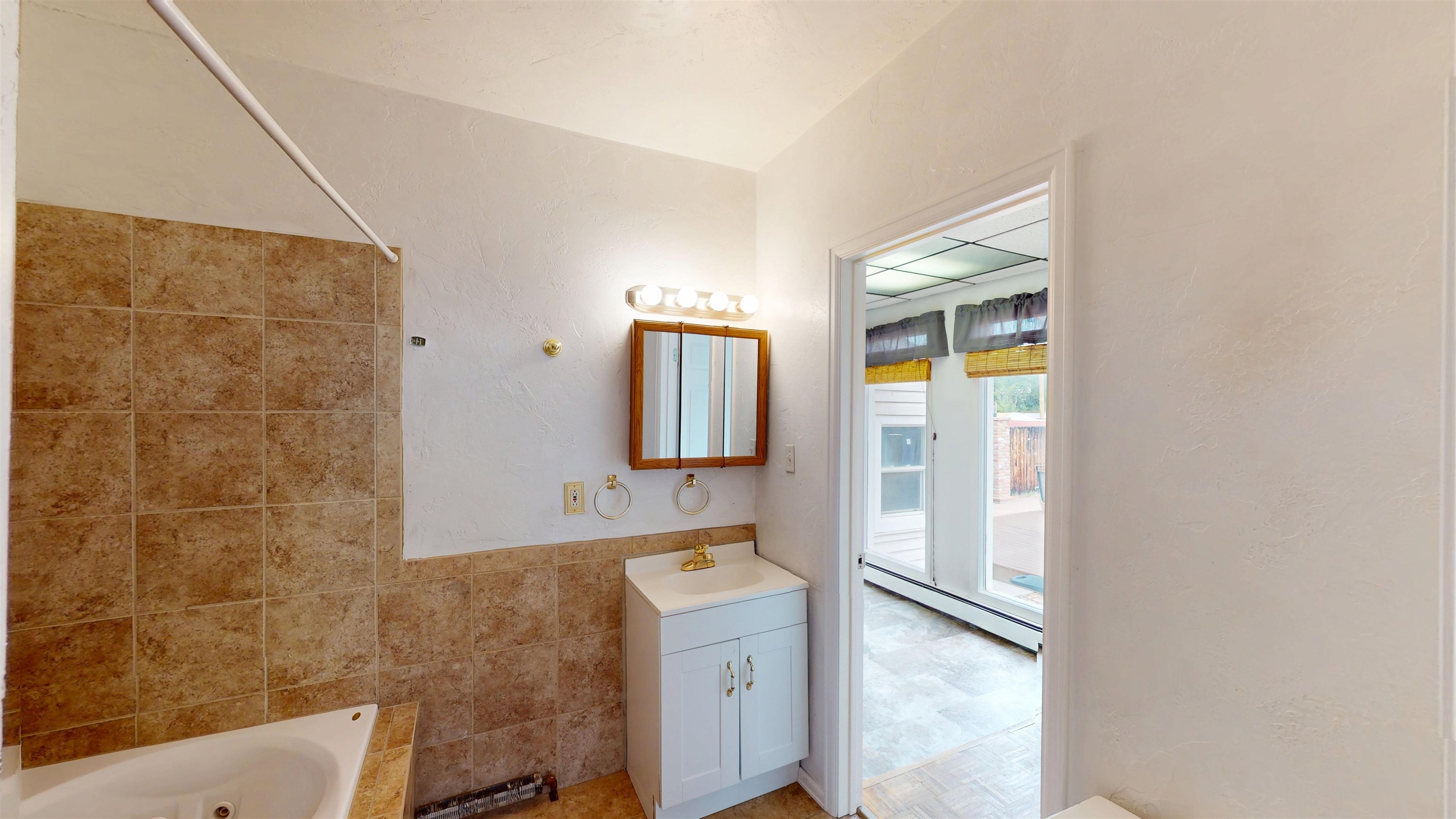 936 Teller Avenue Property Photo 17