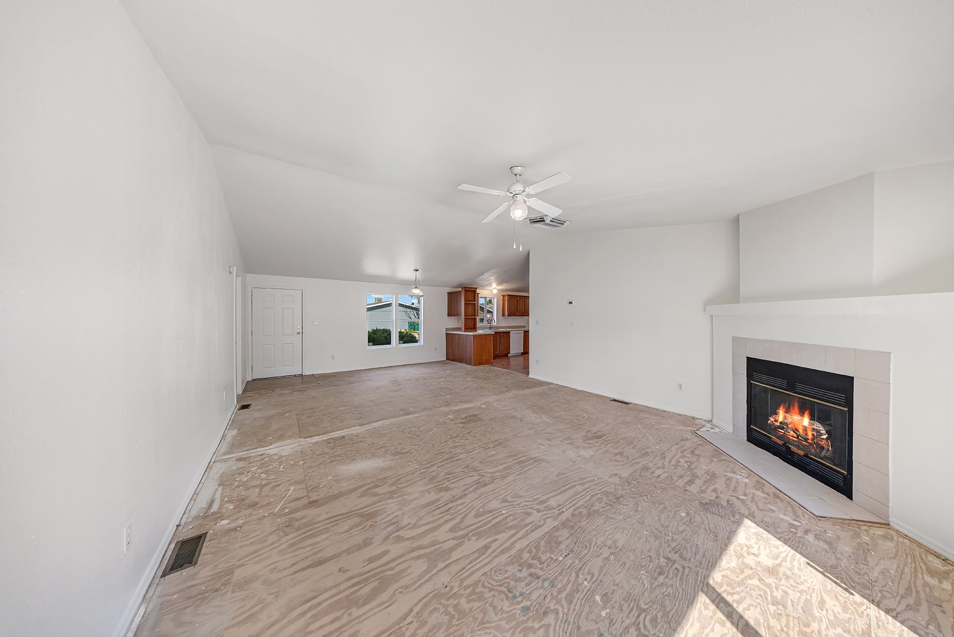 165 Honeysuckle Circle Property Photo 5