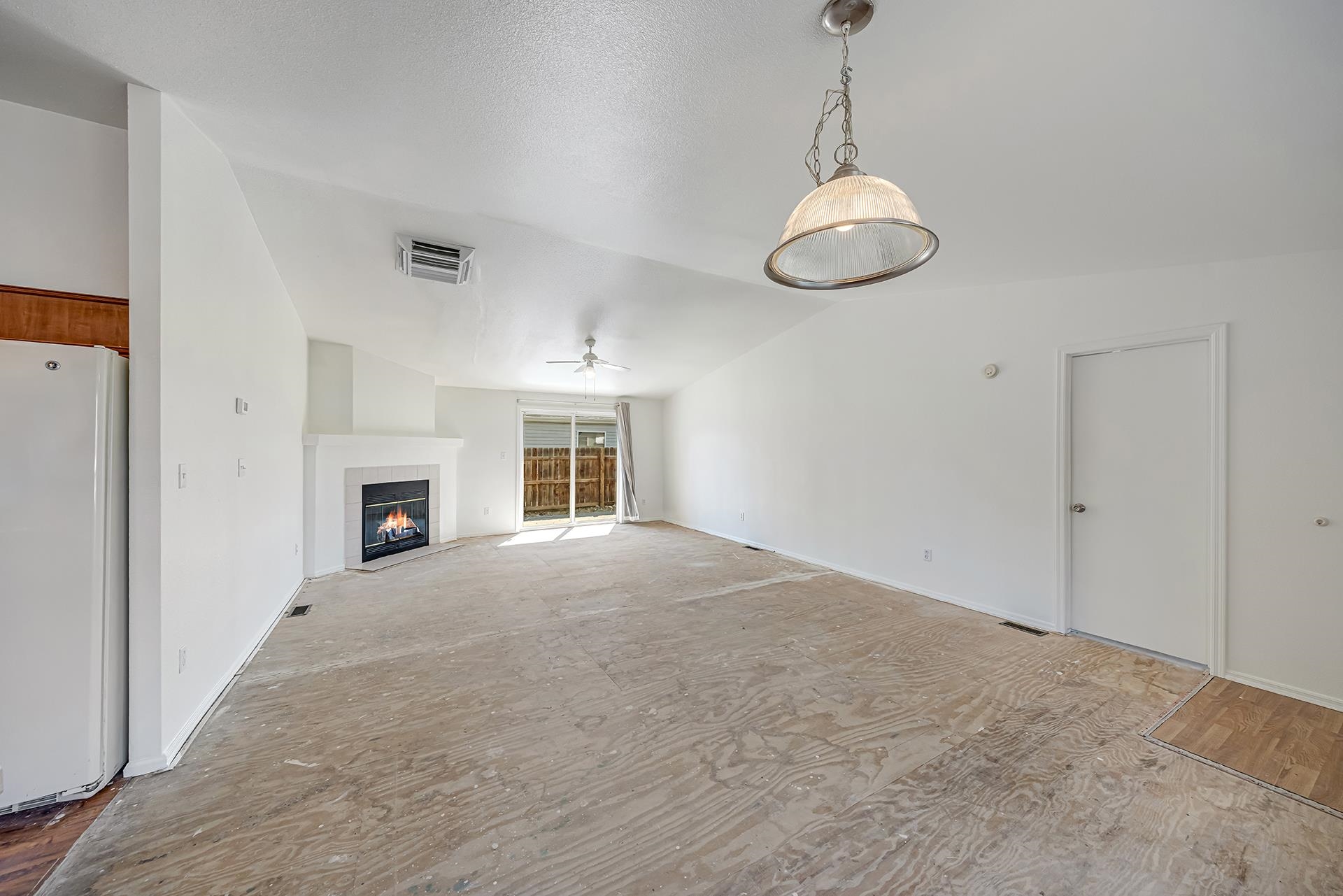 165 Honeysuckle Circle Property Photo 7