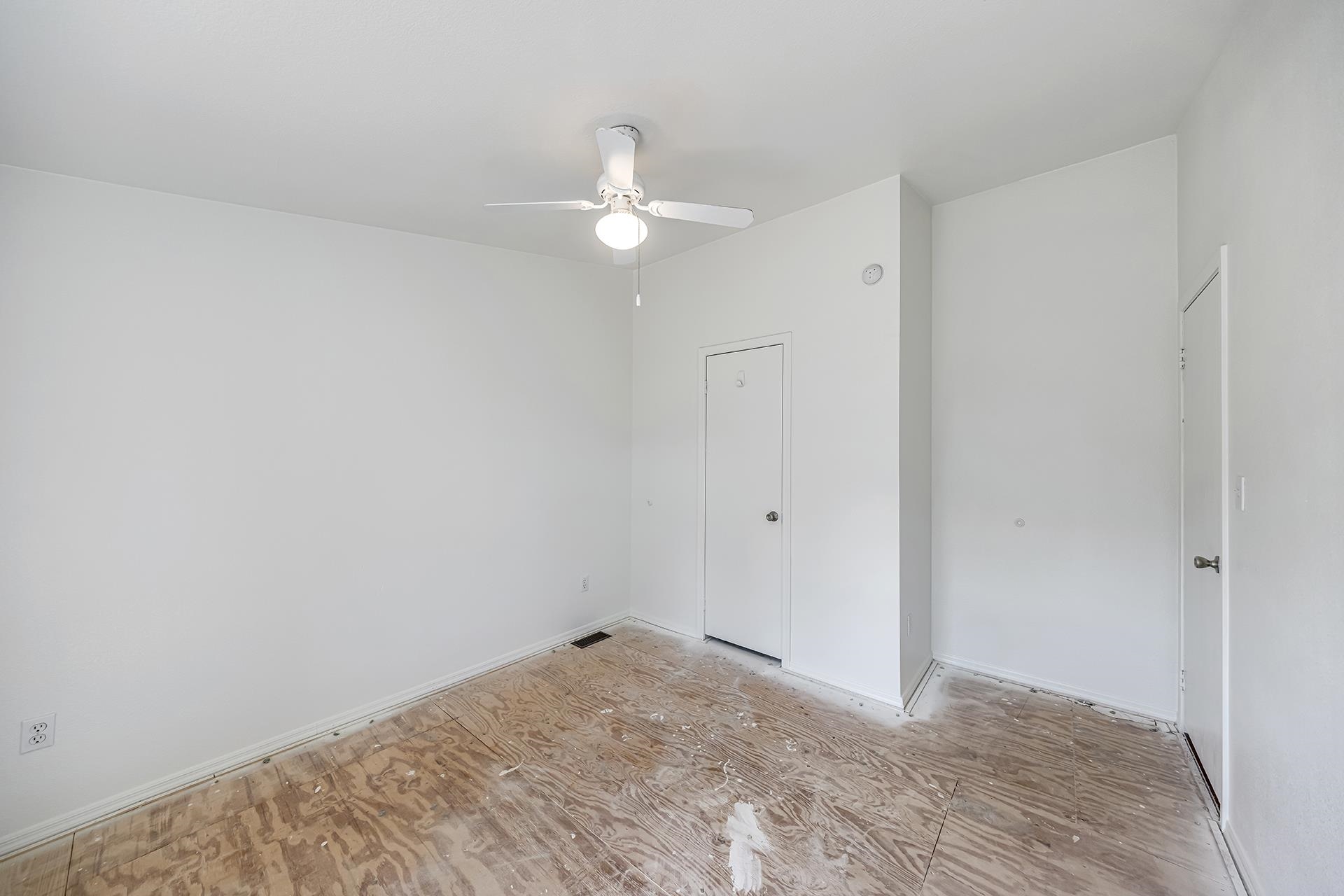 165 Honeysuckle Circle Property Photo 19