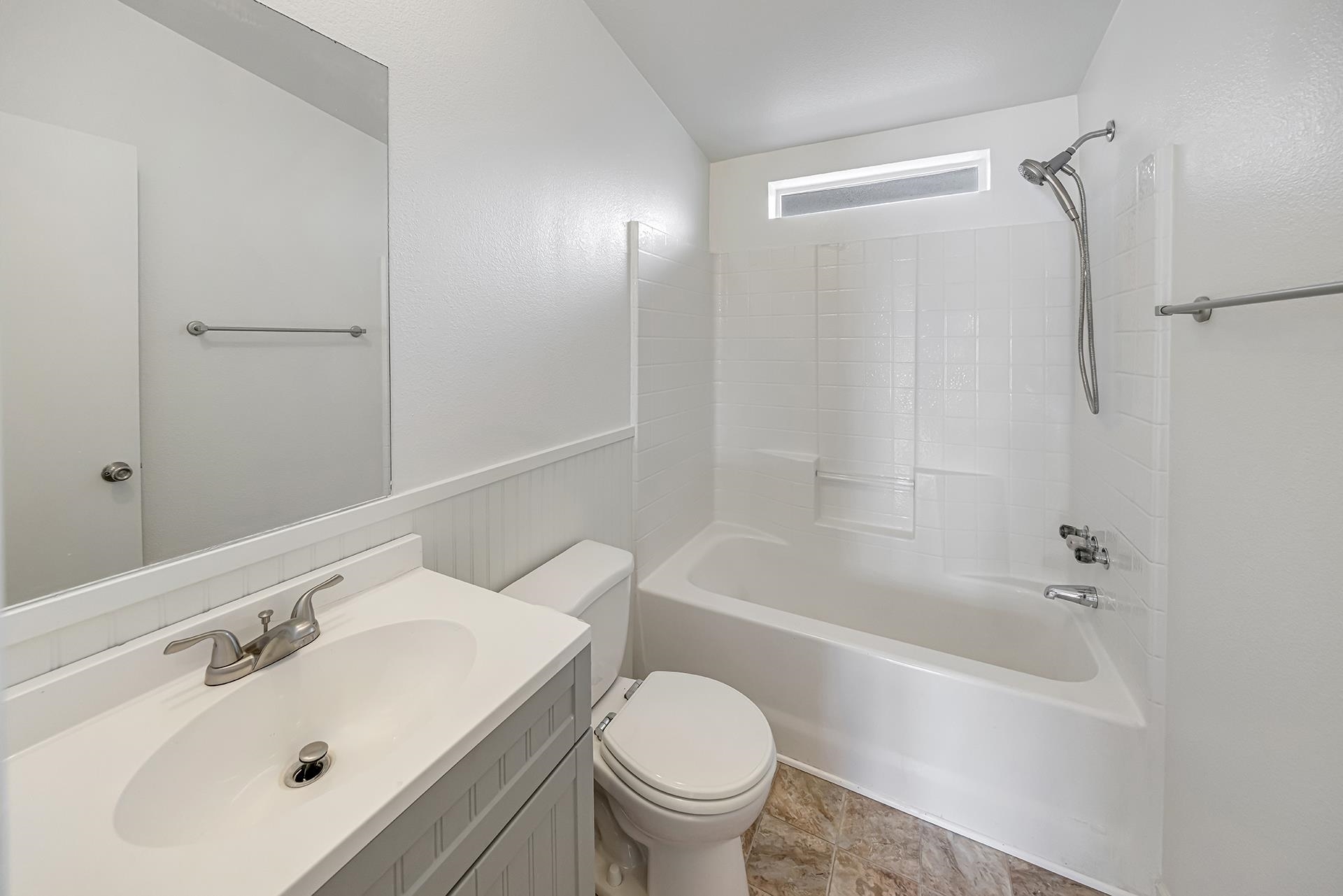 165 Honeysuckle Circle Property Photo 20
