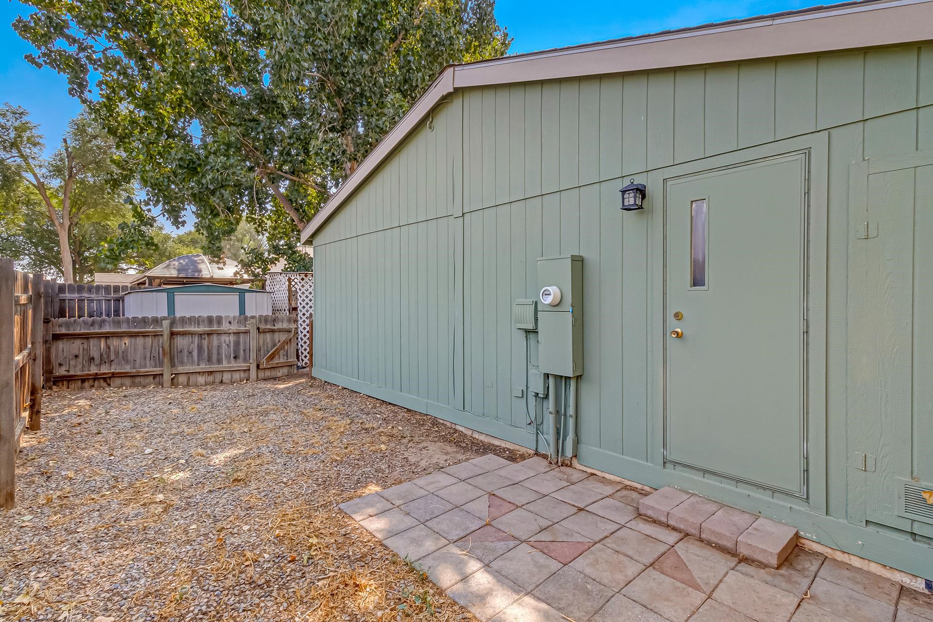 165 Honeysuckle Circle Property Photo 25