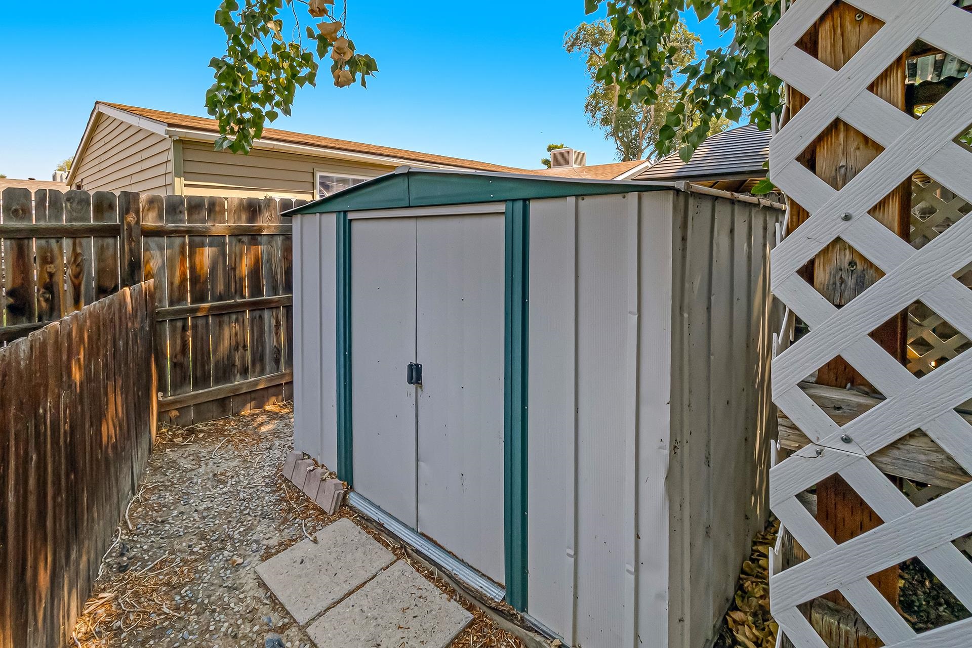 165 Honeysuckle Circle Property Photo 29