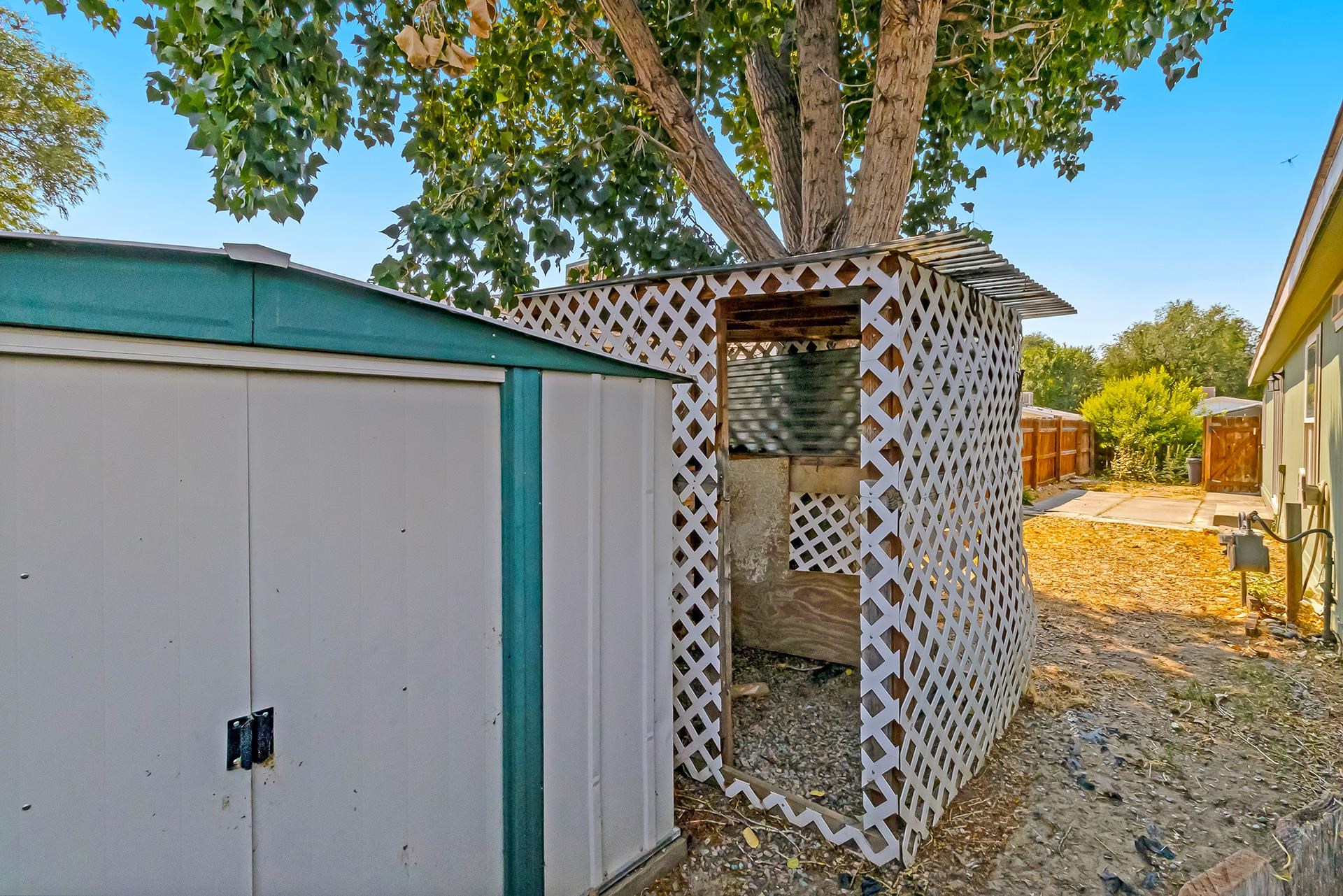165 Honeysuckle Circle Property Photo 30