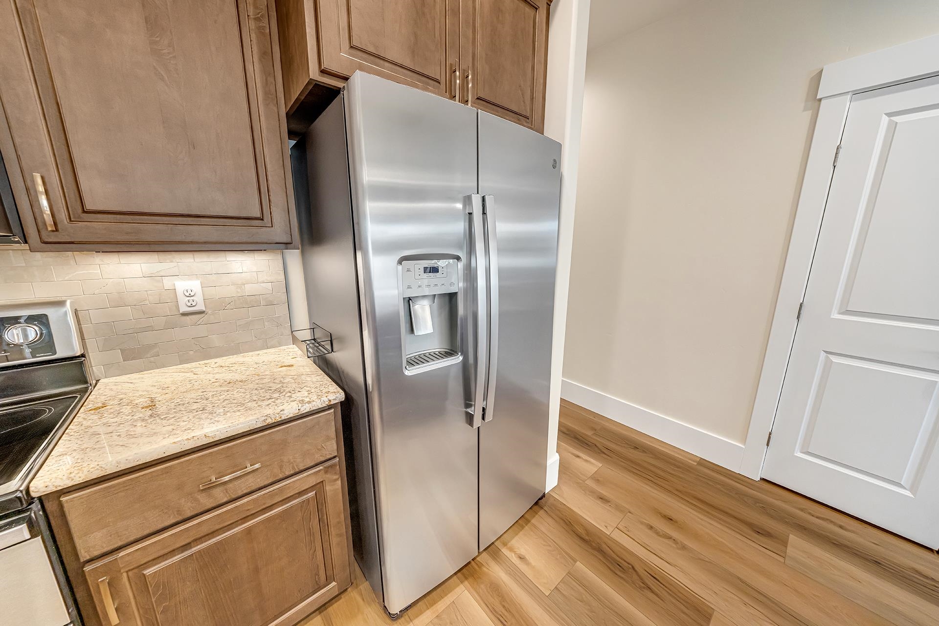 1233 Periwinkle Court Property Photo 15