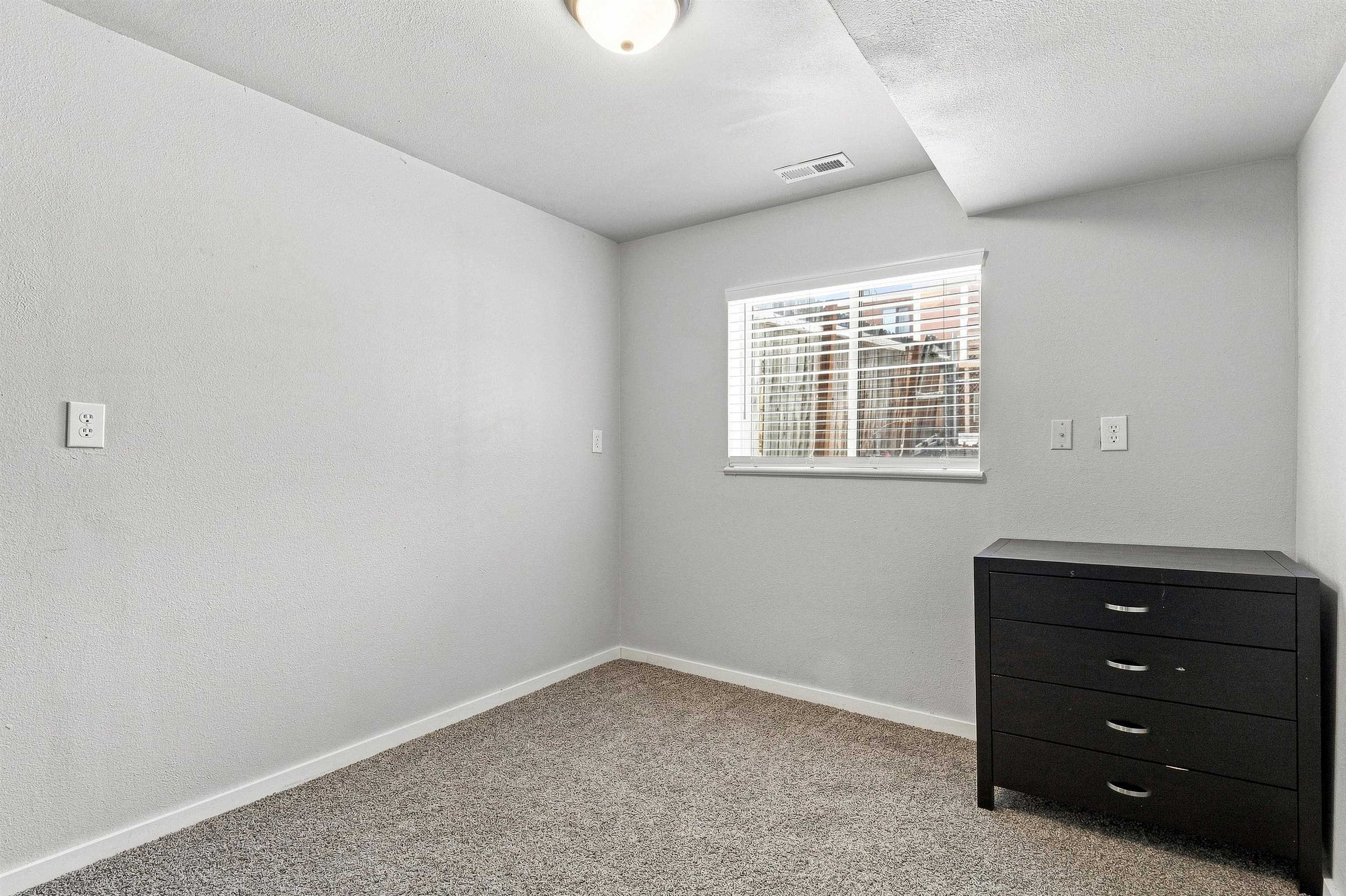 537 Garland Court Property Photo 29