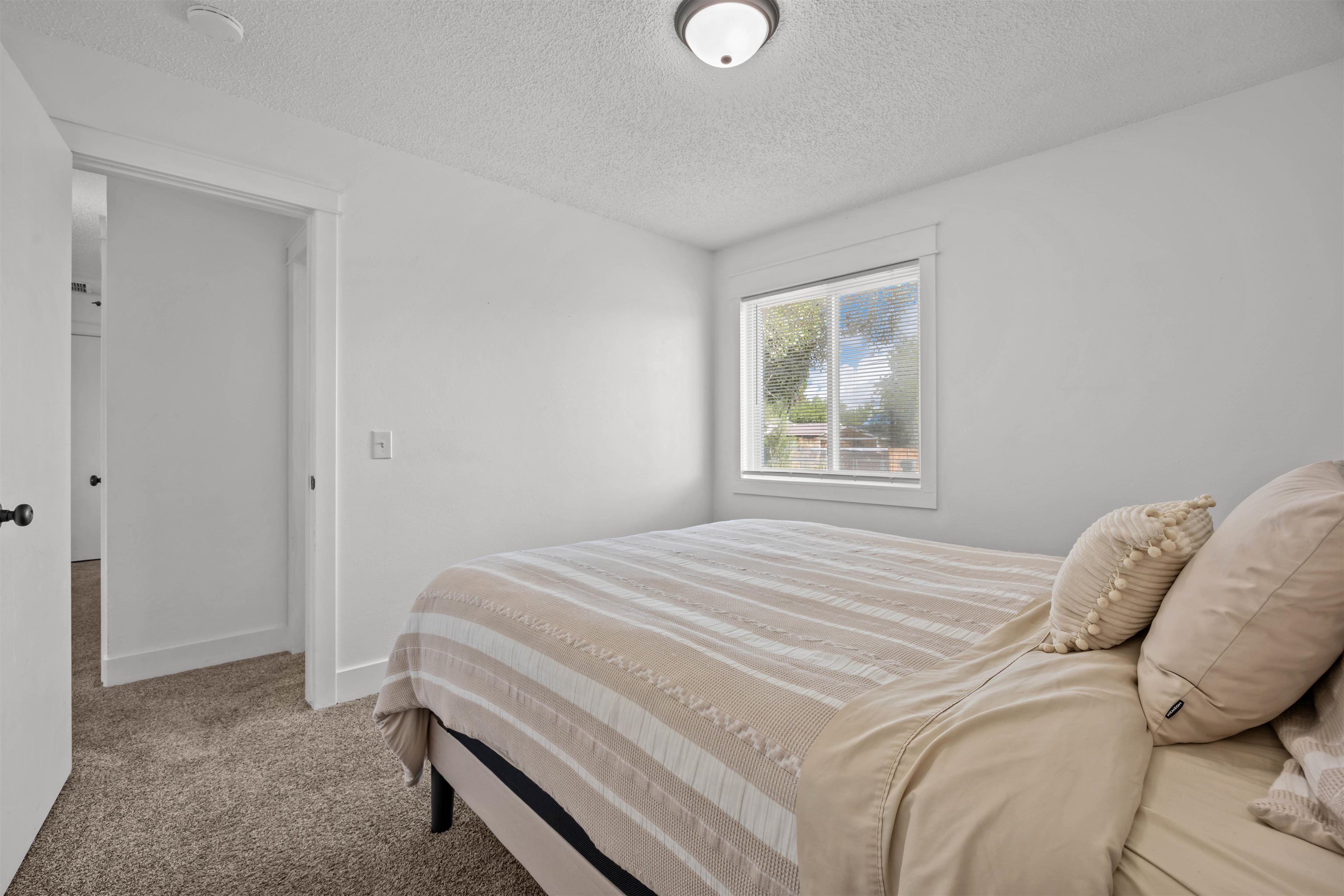 744 E Rio Blanco Avenue Property Photo 15