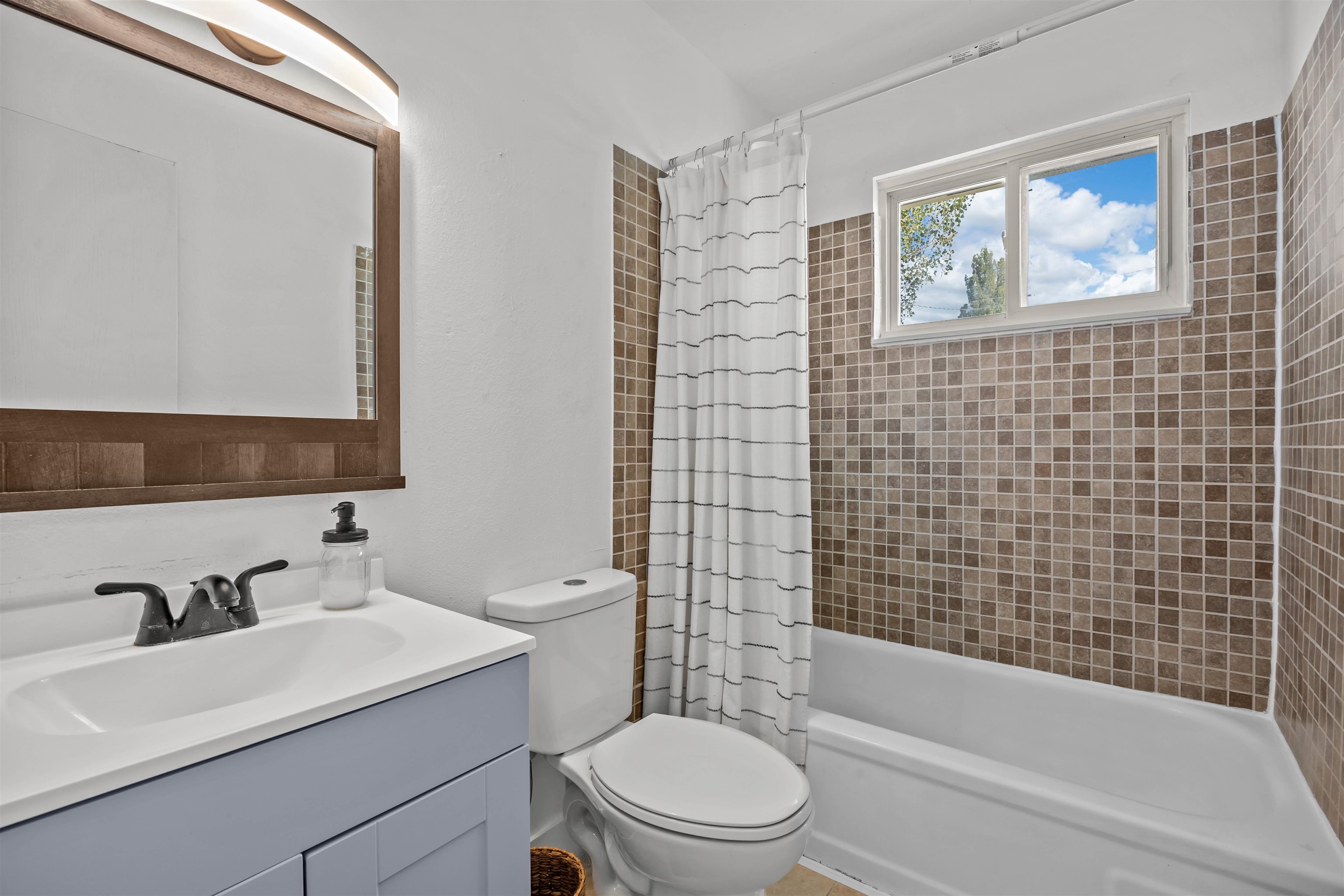 744 E Rio Blanco Avenue Property Photo 16
