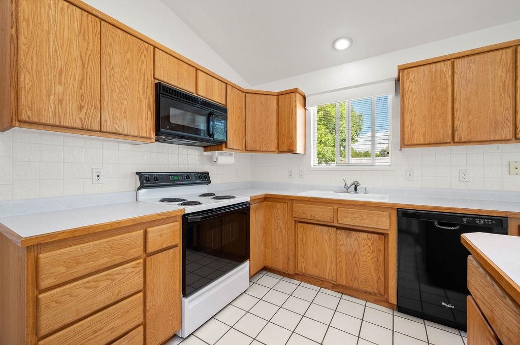 3950 E Brambling Lane Property Photo 17