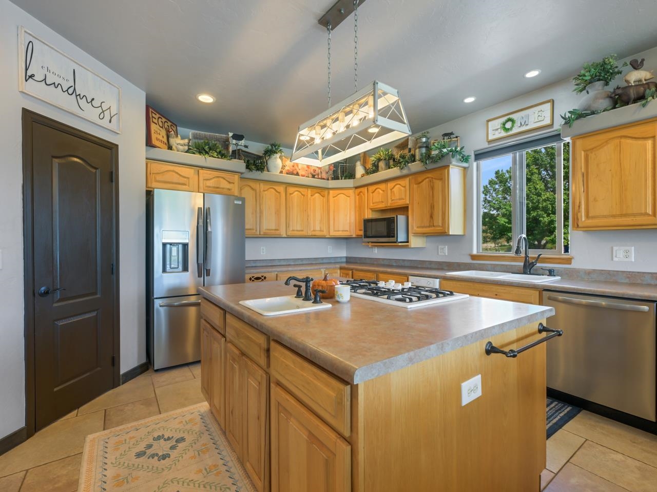 1454 19 Road Property Photo 9