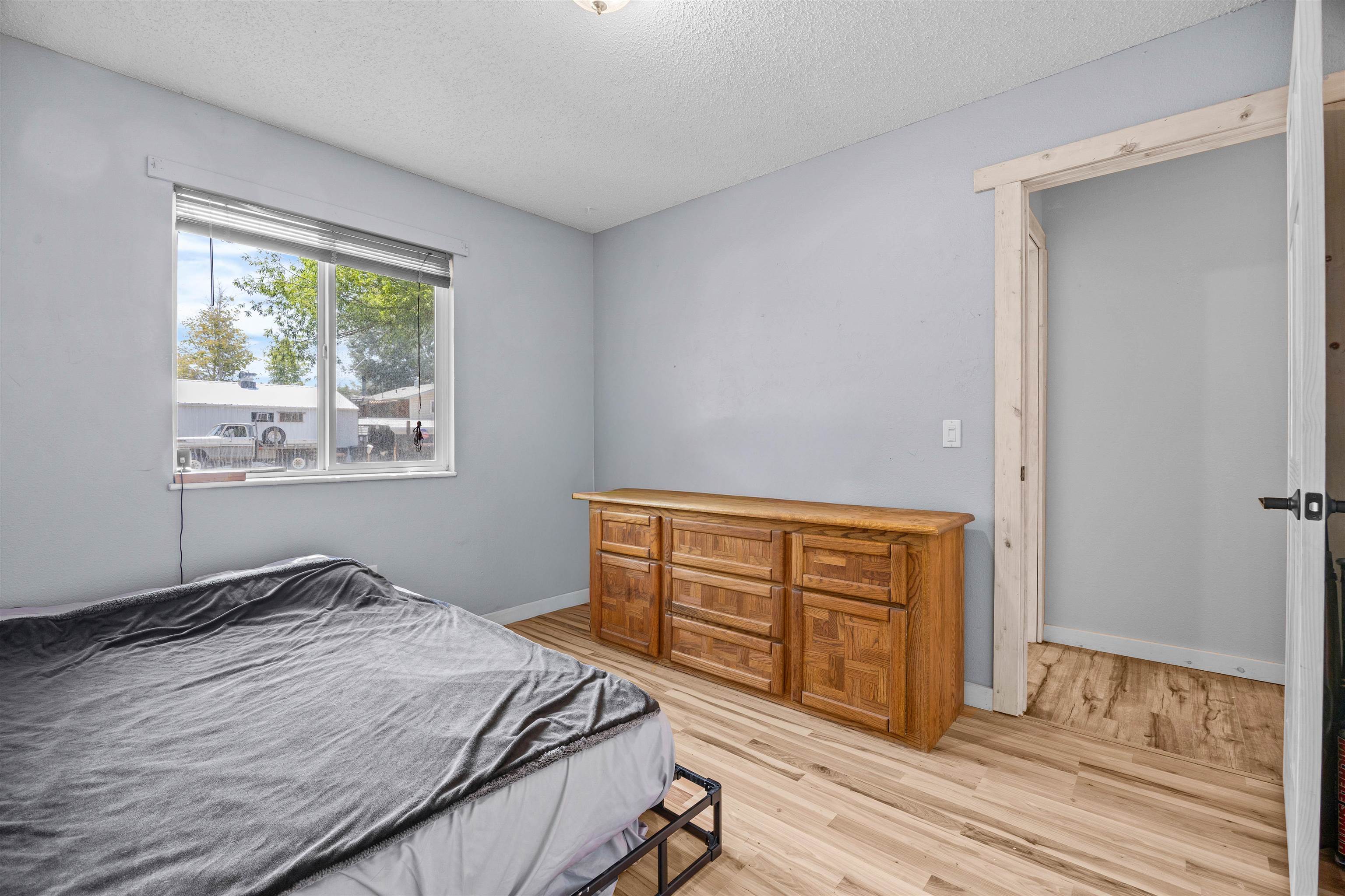 708 E Rio Blanco Avenue Property Photo 14