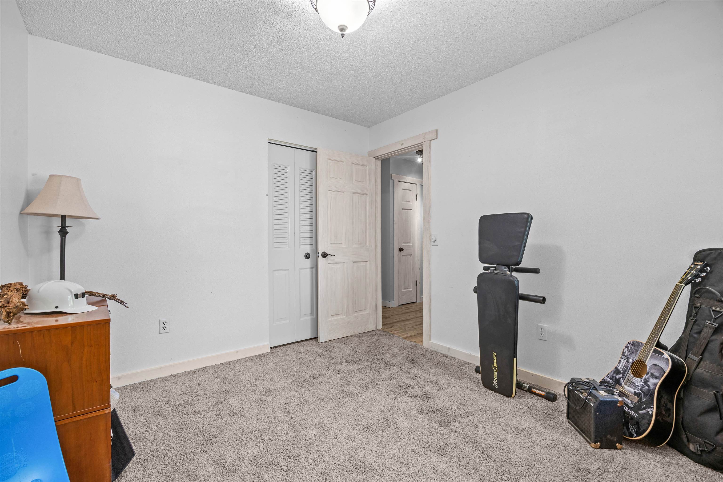 708 E Rio Blanco Avenue Property Photo 18