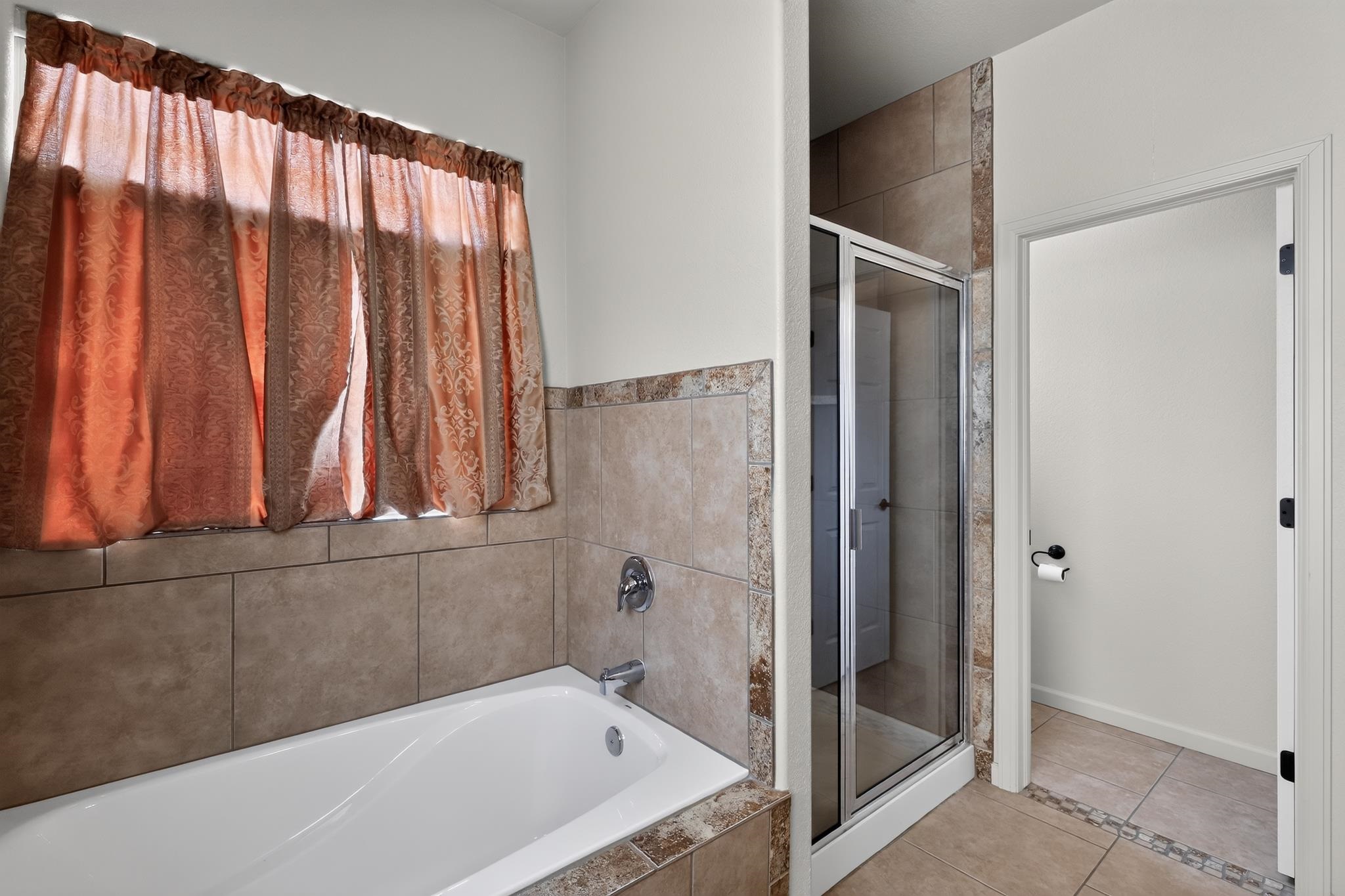 672 Chaffee Avenue Property Photo 21