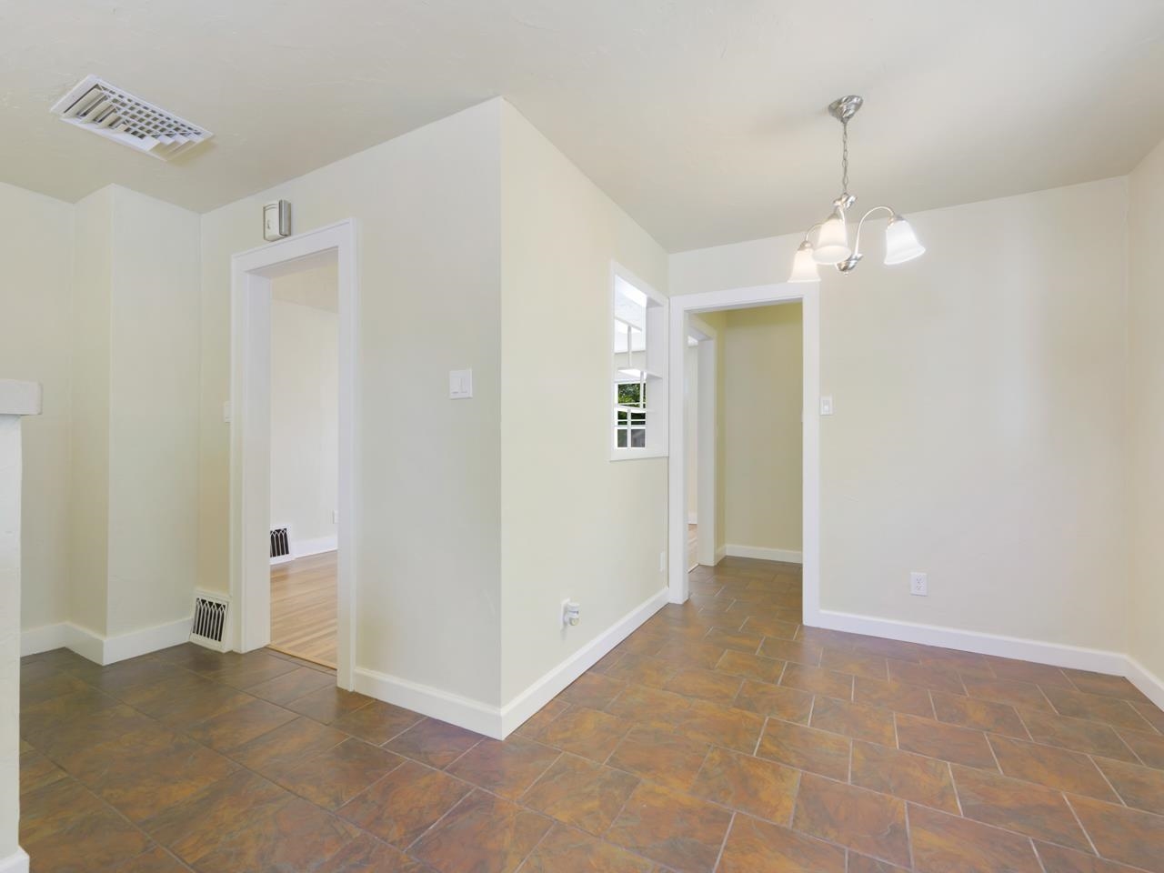 1434 White Avenue Property Photo 8