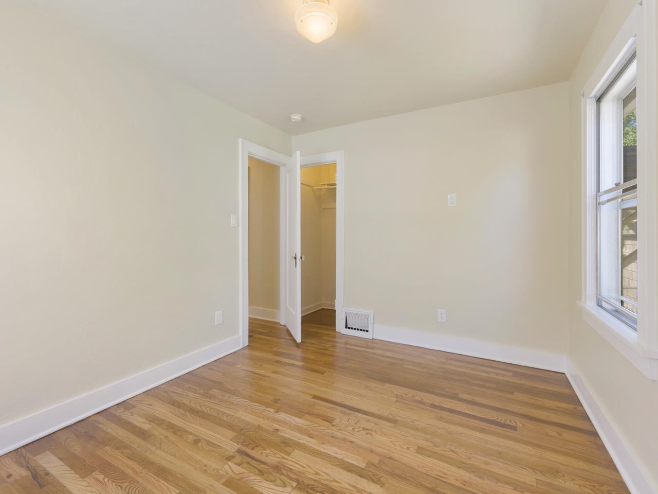 1434 White Avenue Property Photo 18