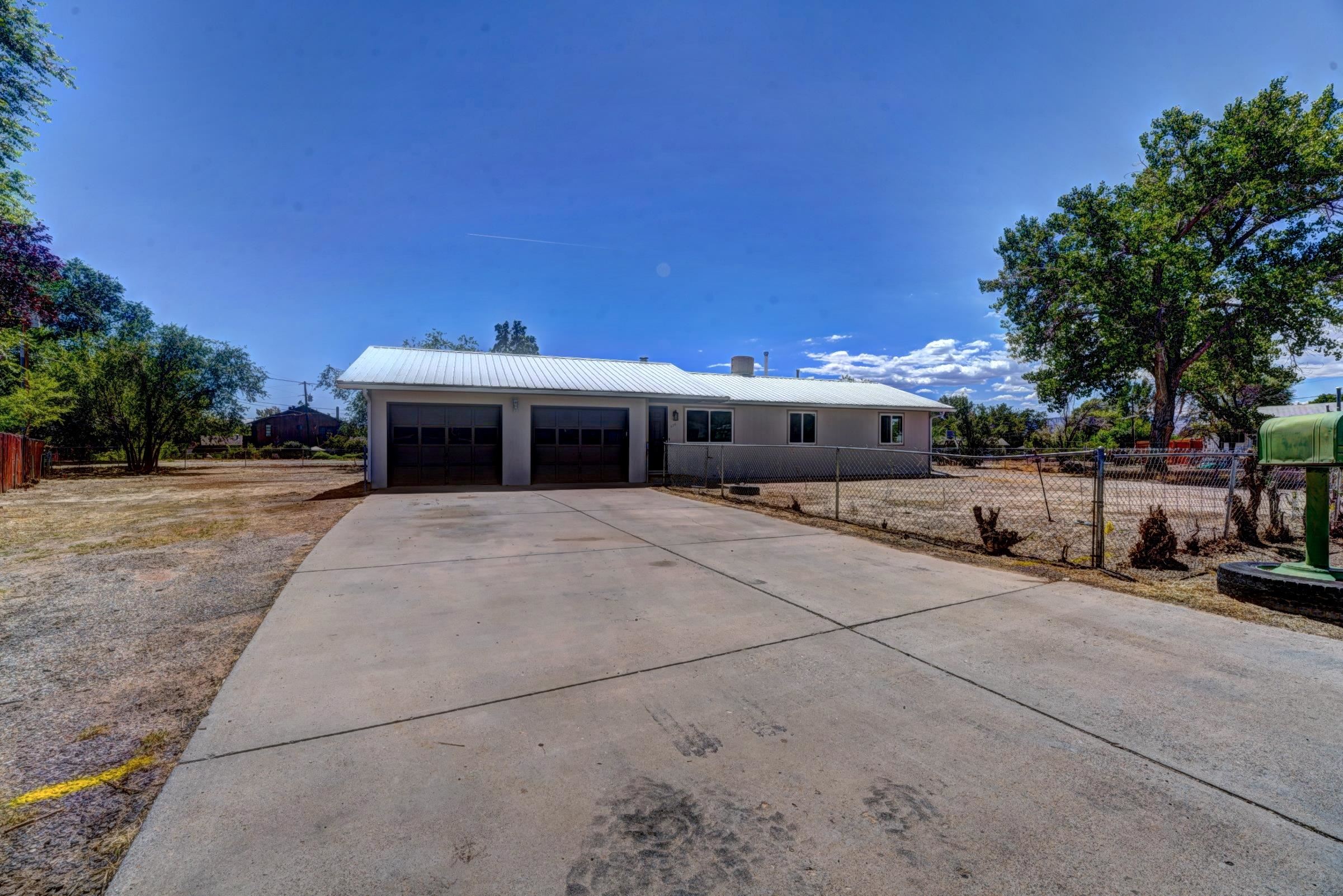 636 Highview Road Property Photo 1