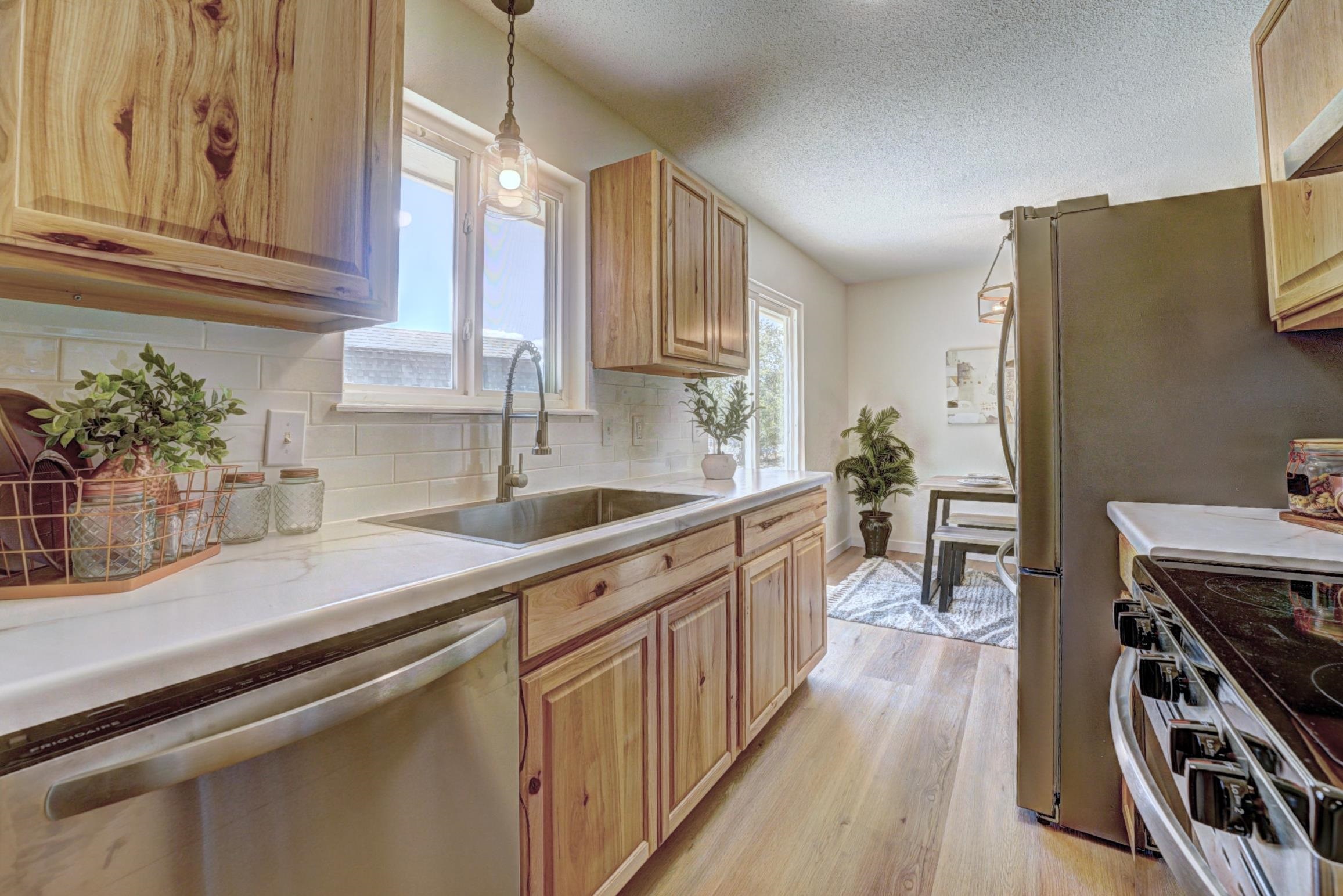 636 Highview Road Property Photo 13