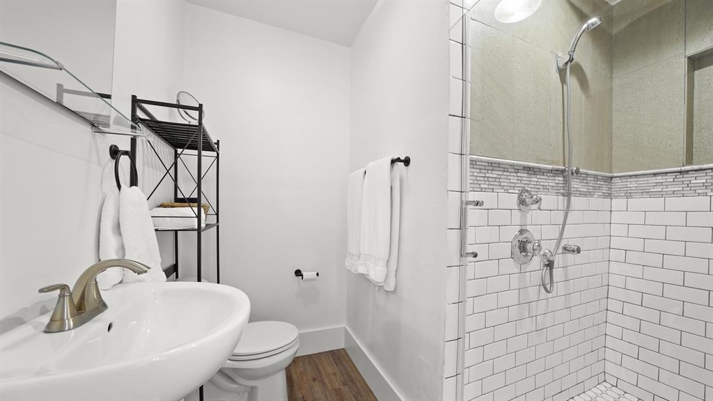 1002 Colorado Avenue Property Photo 19