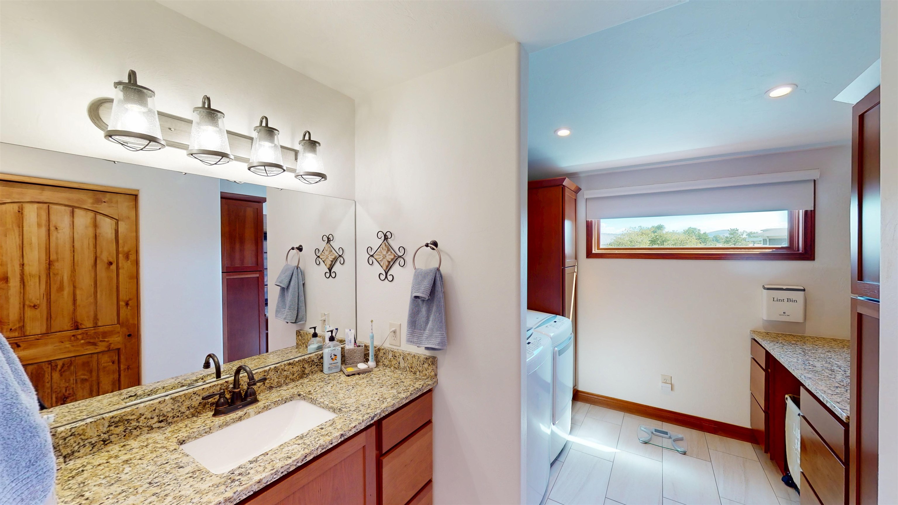 702 Golfmore Drive Property Photo 20
