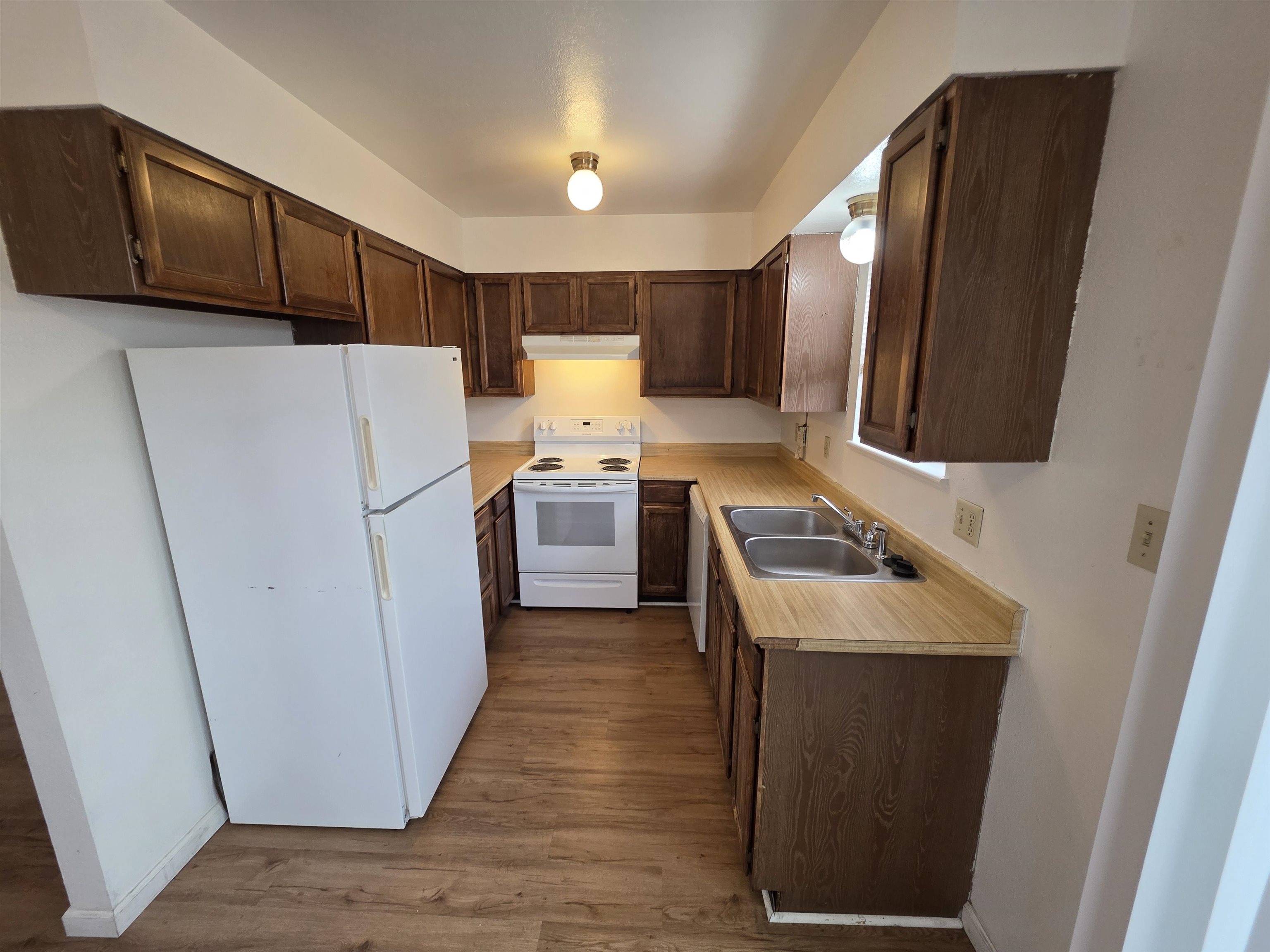 558 Garfield Drive Property Photo 11