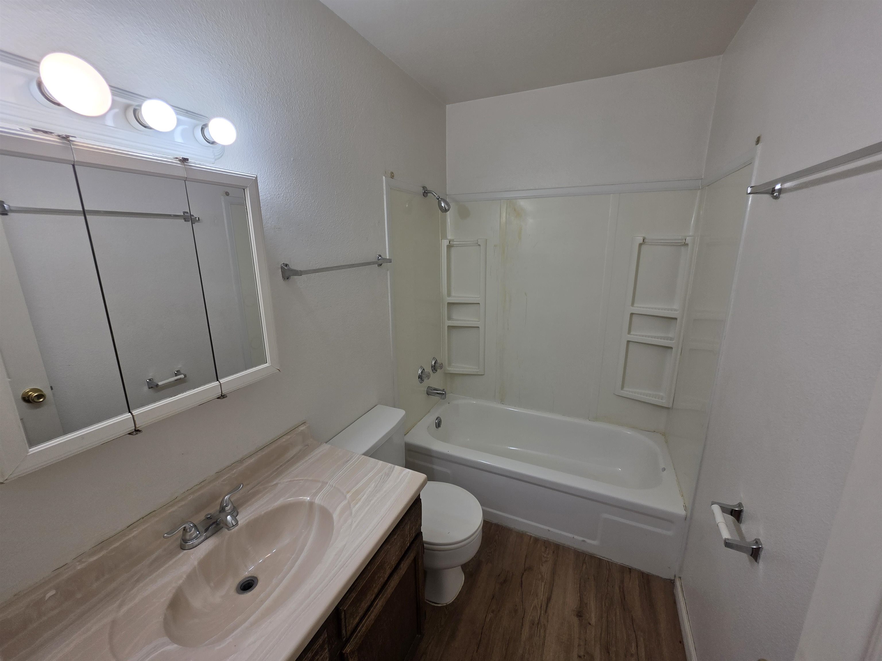 558 Garfield Drive Property Photo 17