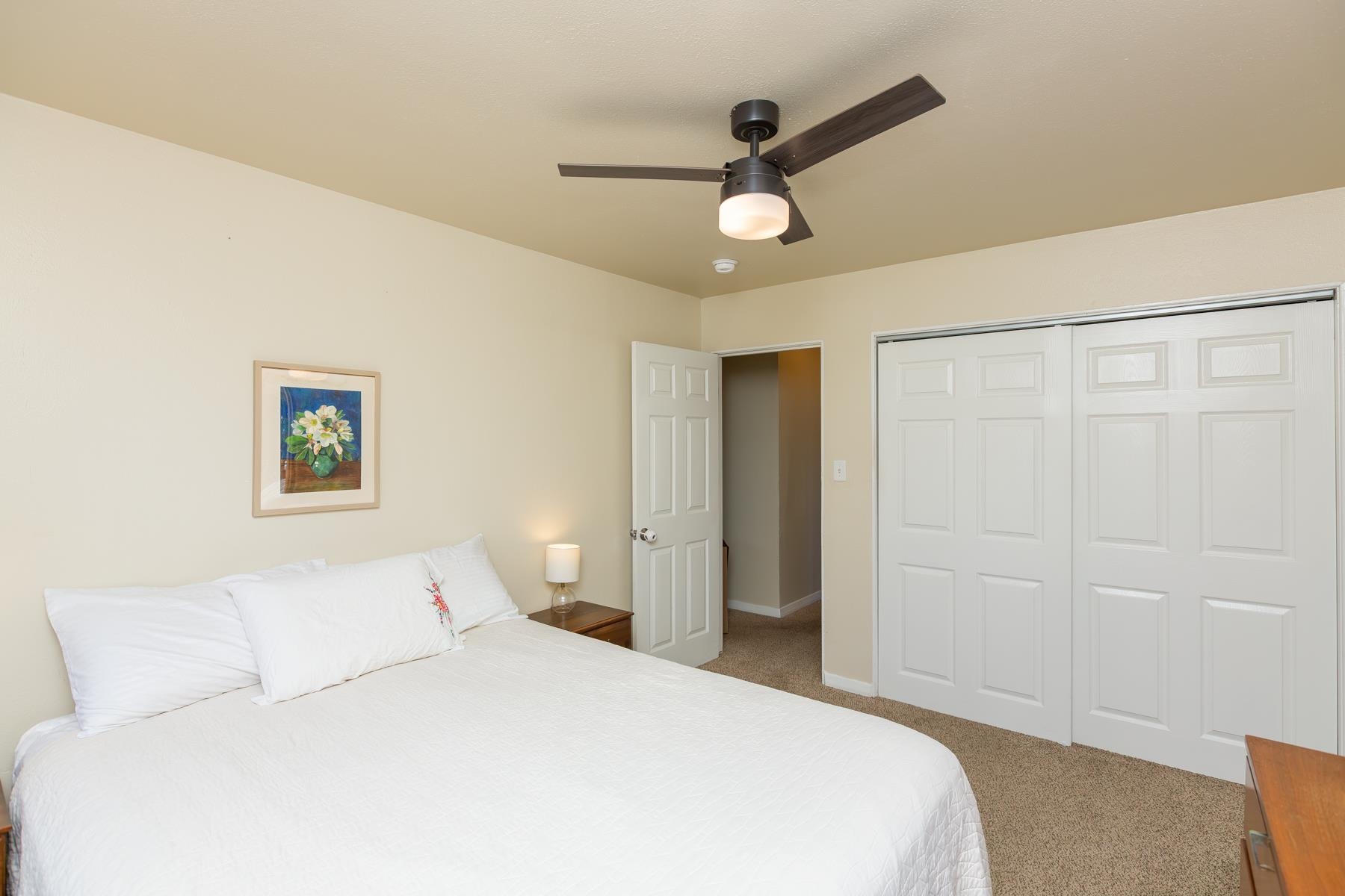 1047 E Aspen Avenue Property Photo 12