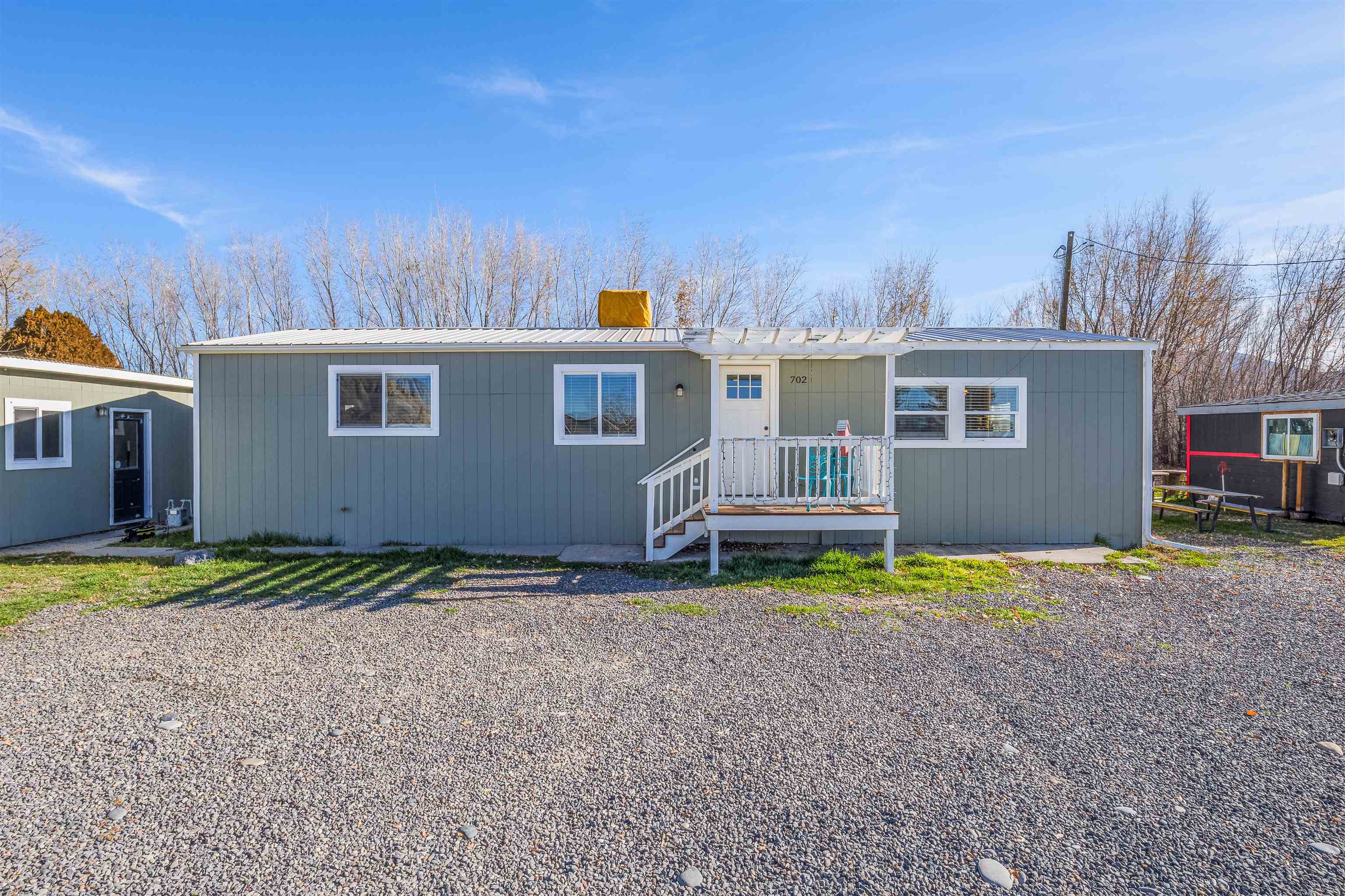 702 37 1/10 Road Property Photo 1