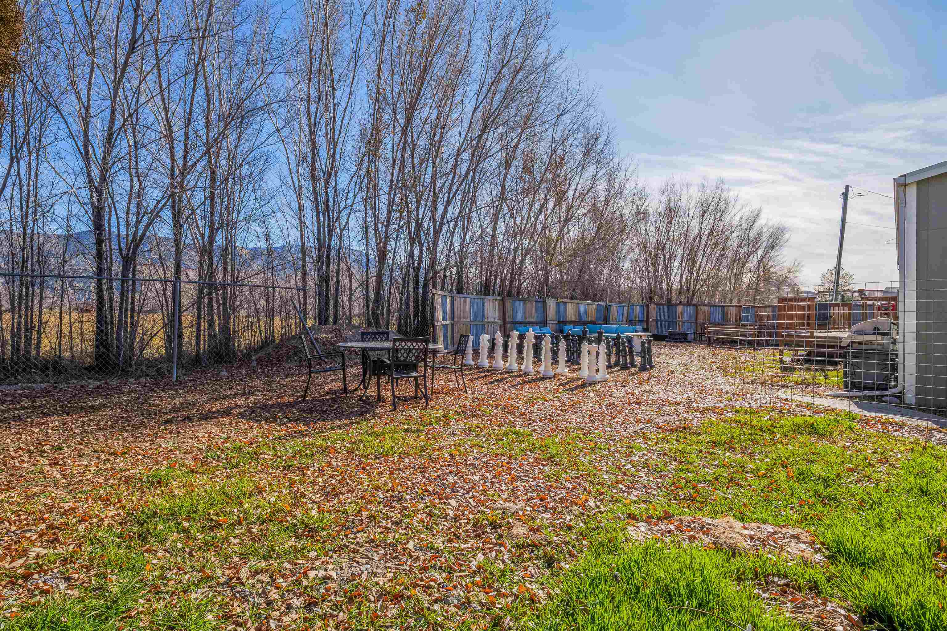702 37 1/10 Road Property Photo 3