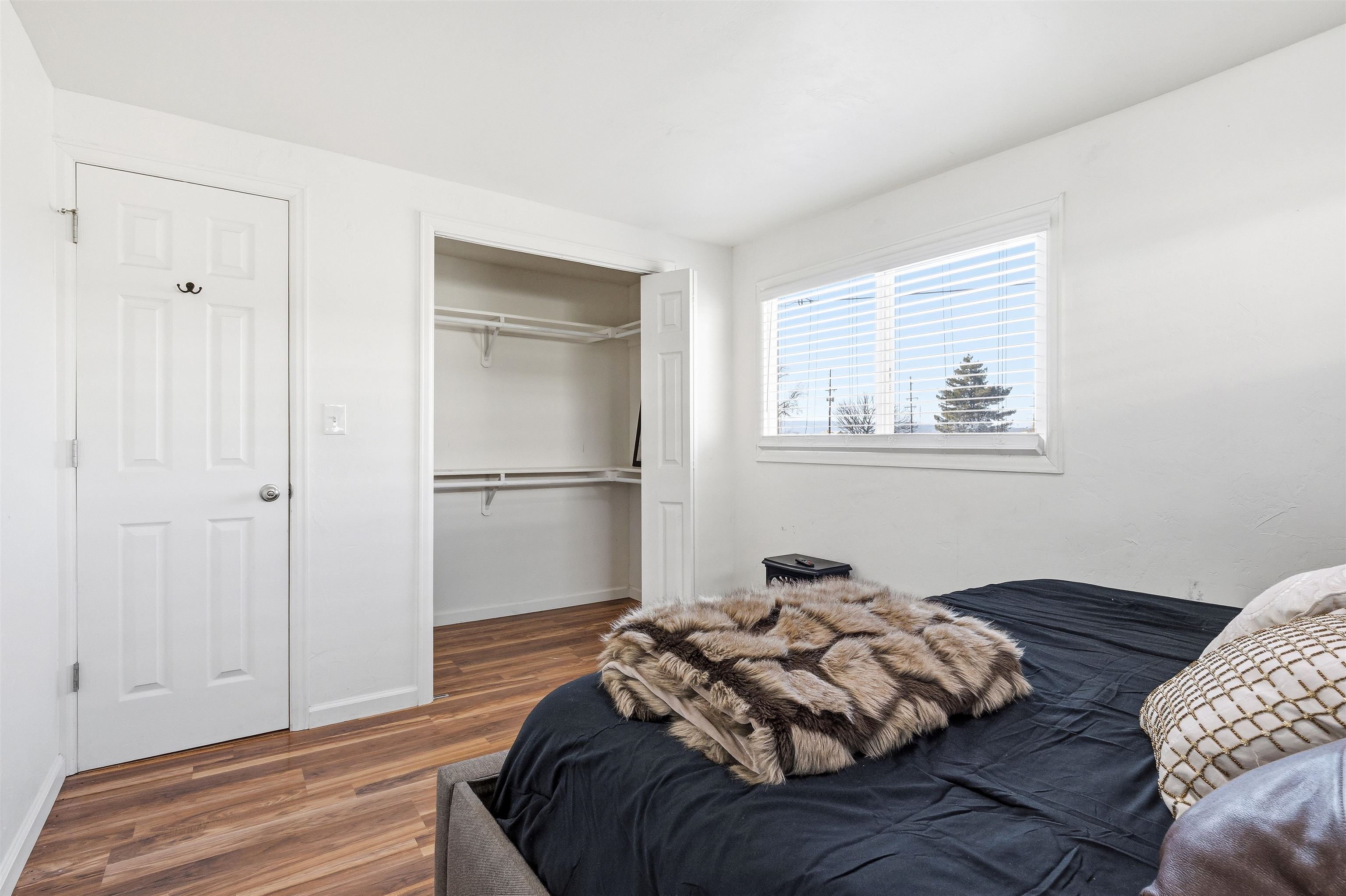 702 37 1/10 Road Property Photo 28