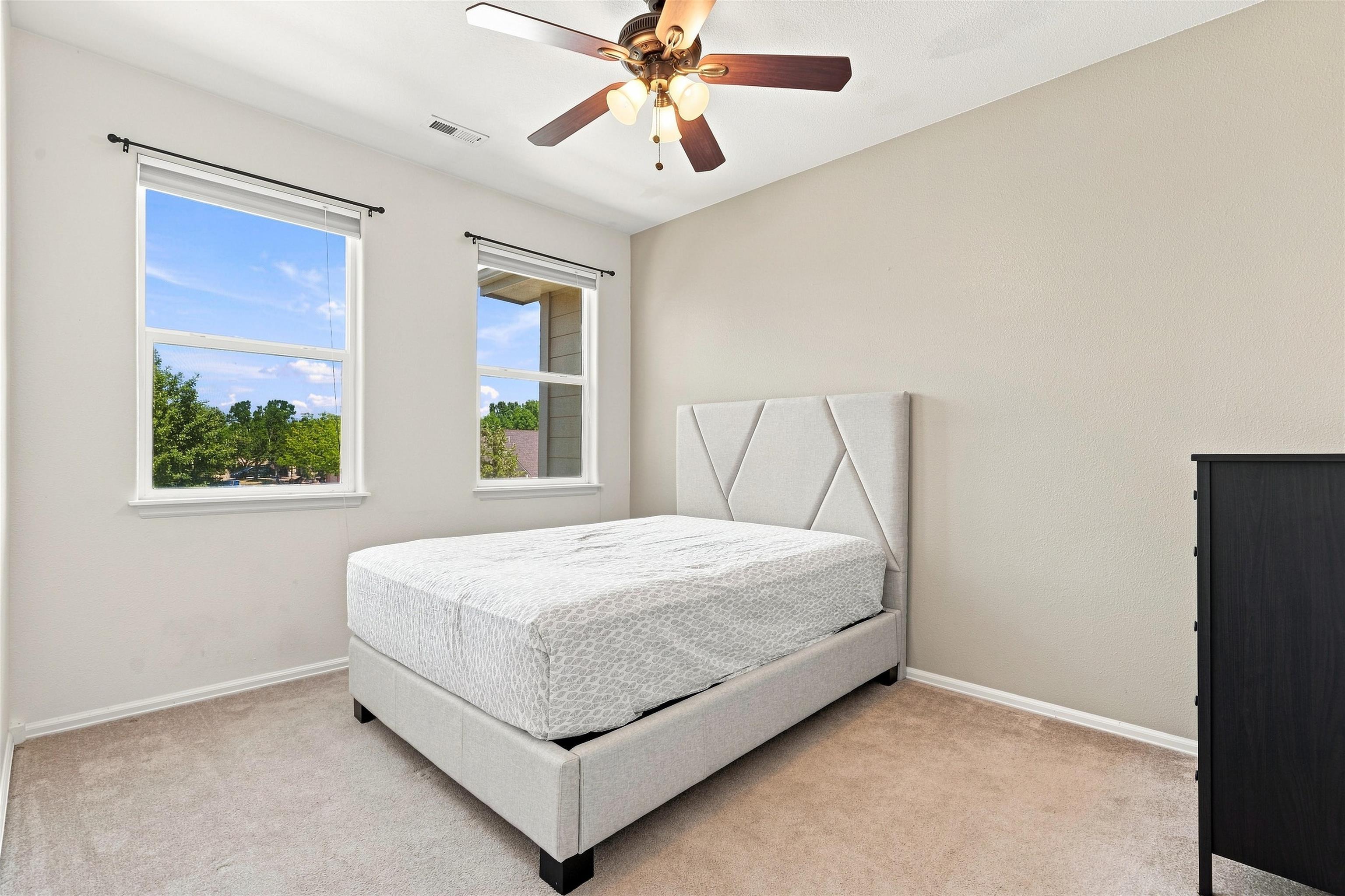 2485 Fountainhead Boulevard Property Photo 16