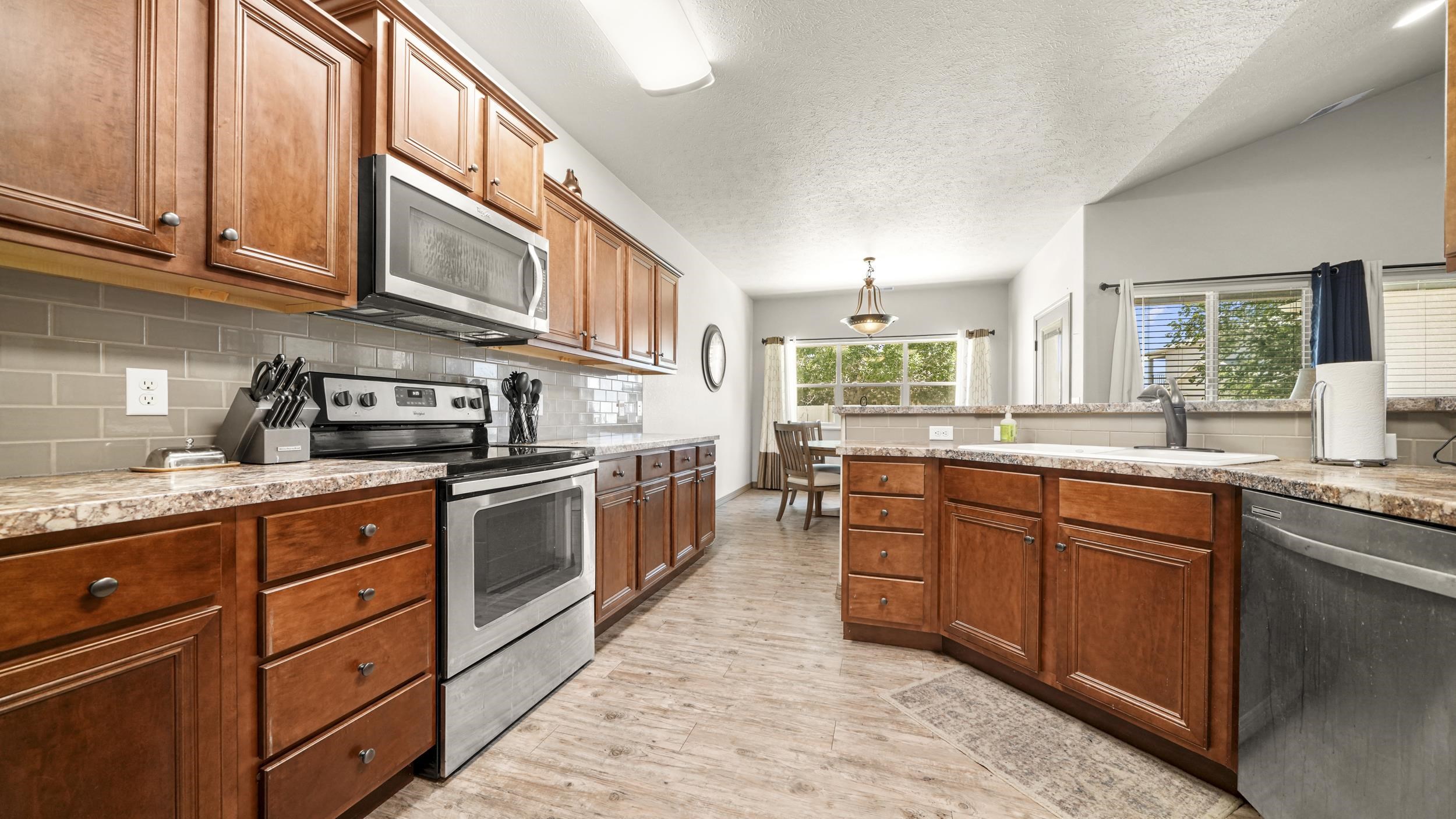 196 Night Hawk Drive Property Photo 10