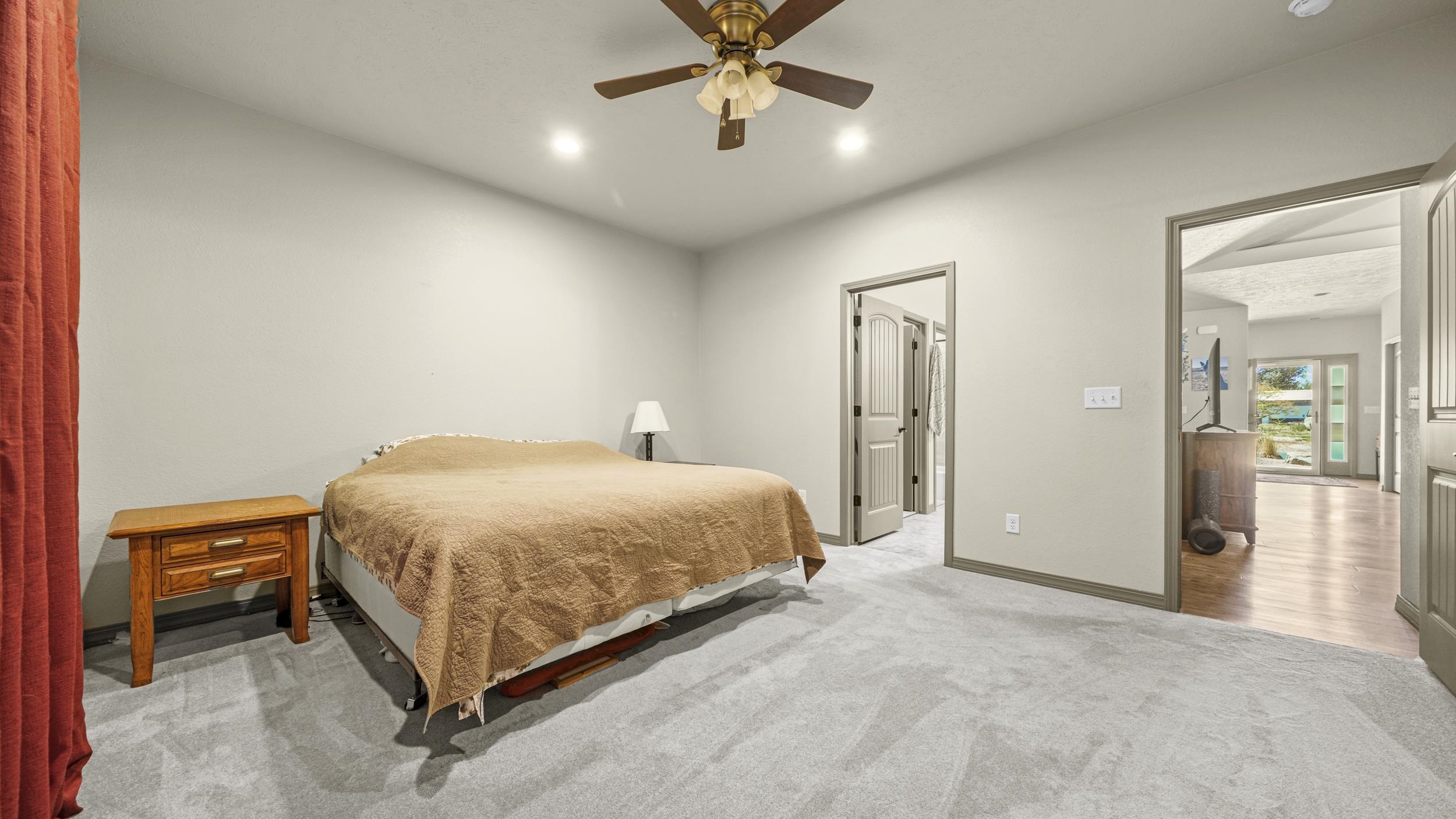 196 Night Hawk Drive Property Photo 12