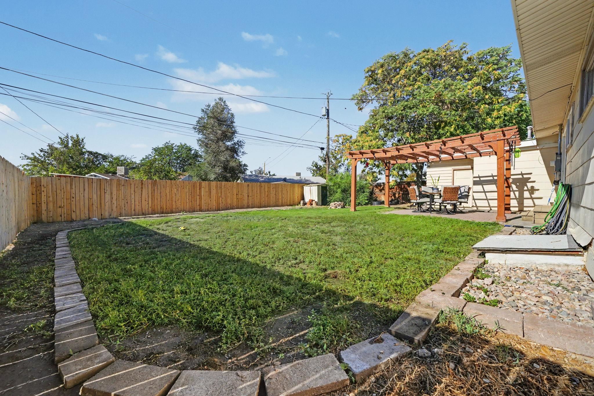 2533 Elm Avenue Property Photo 22