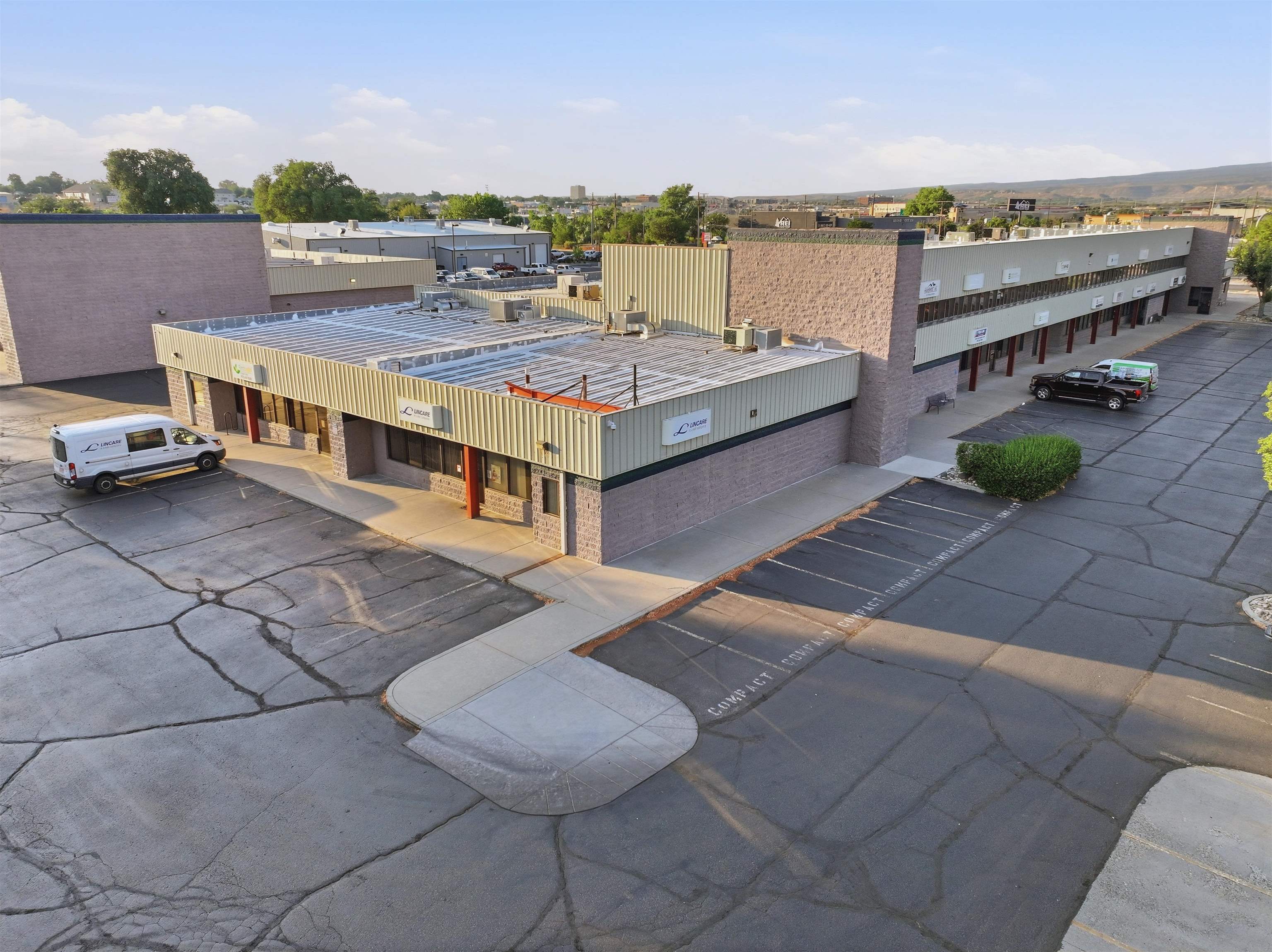 1048 Independent Avenue Property Photo 1