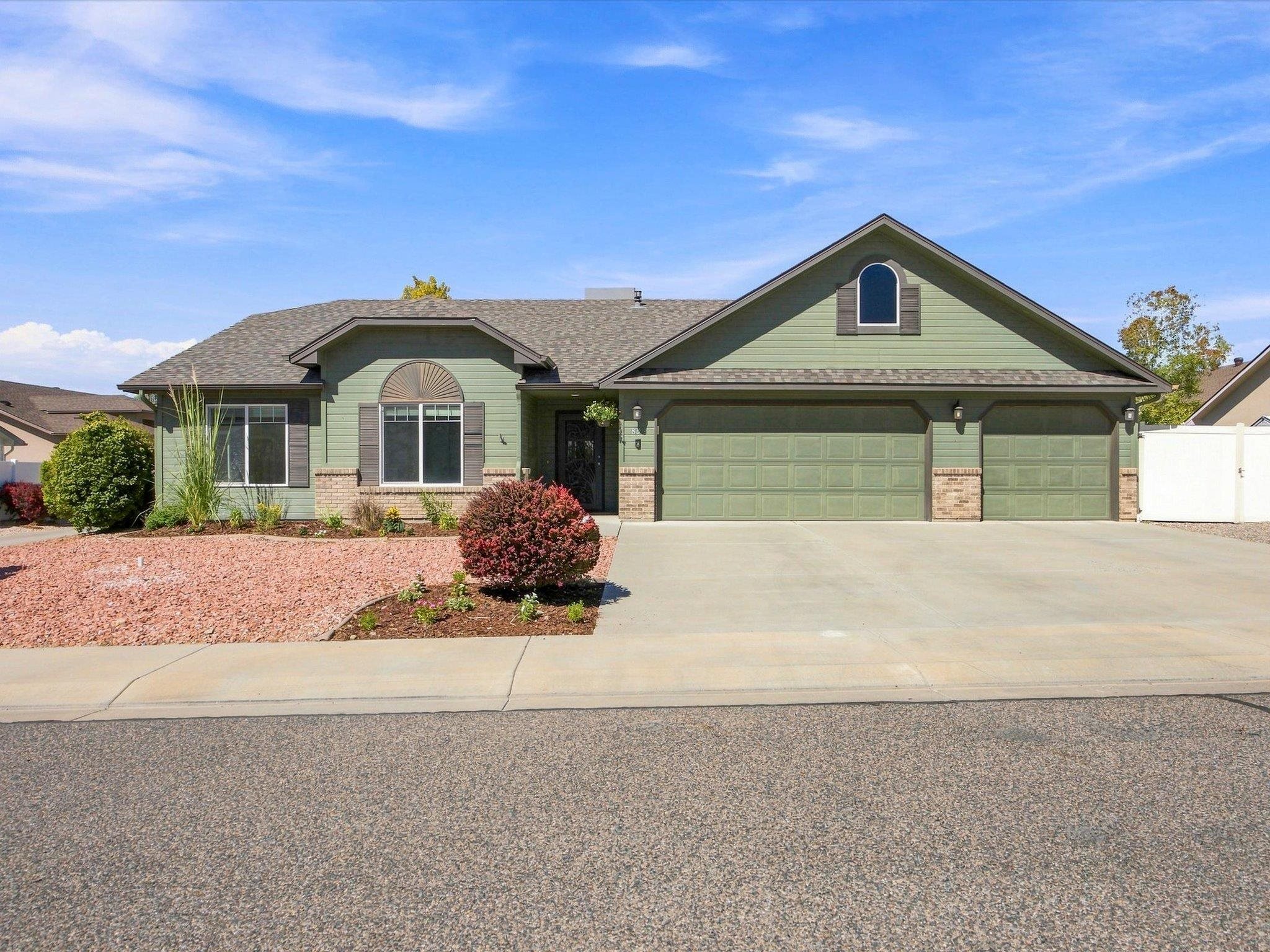 853 Jasper Drive Property Photo 1